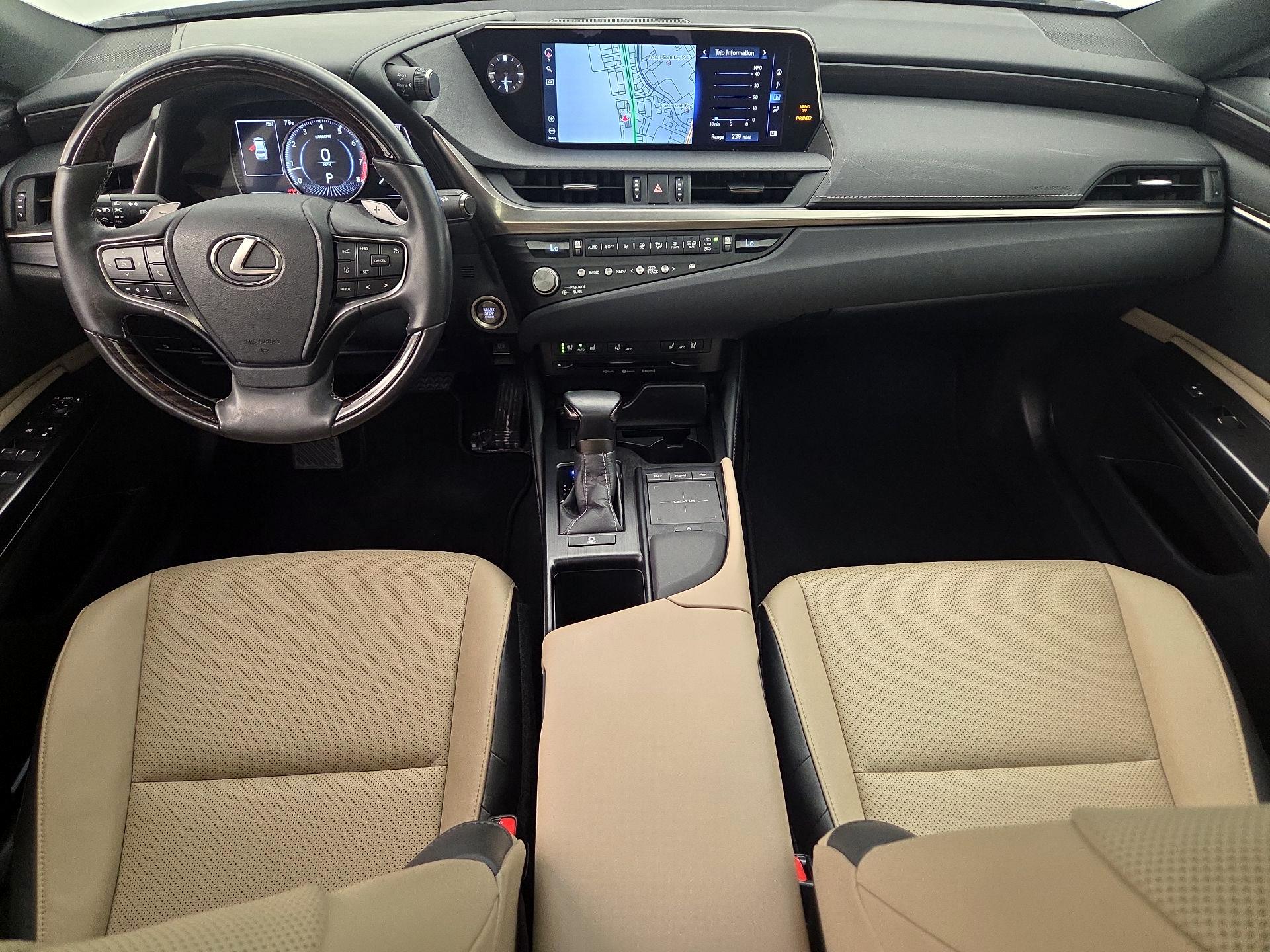 Thumbnail: 2021 Lexus ES - 9
