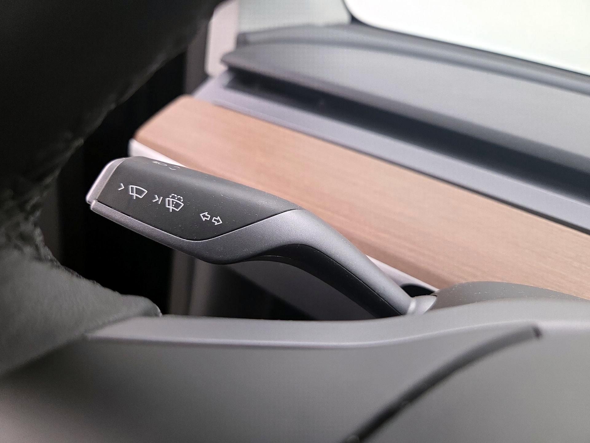 Thumbnail: 2023 Tesla Model Y - 13