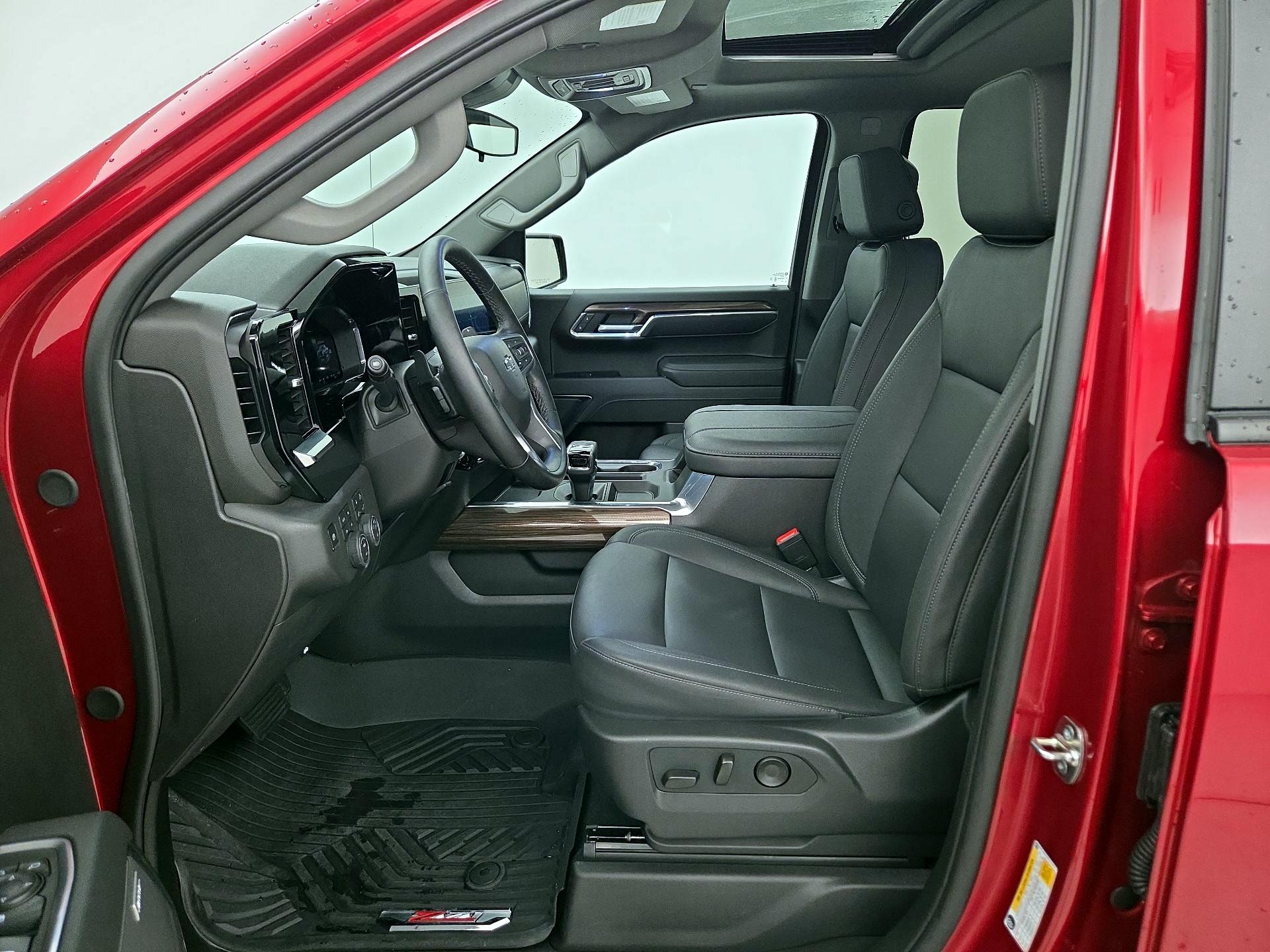 Thumbnail: 2026 Chevrolet Silverado 1500 - 11