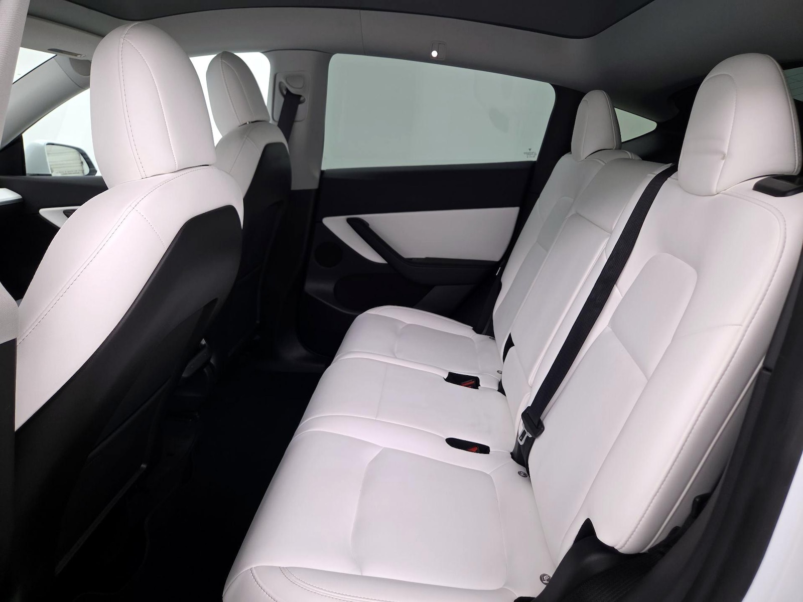 2021 Tesla Model Y Long Range - Photo 22