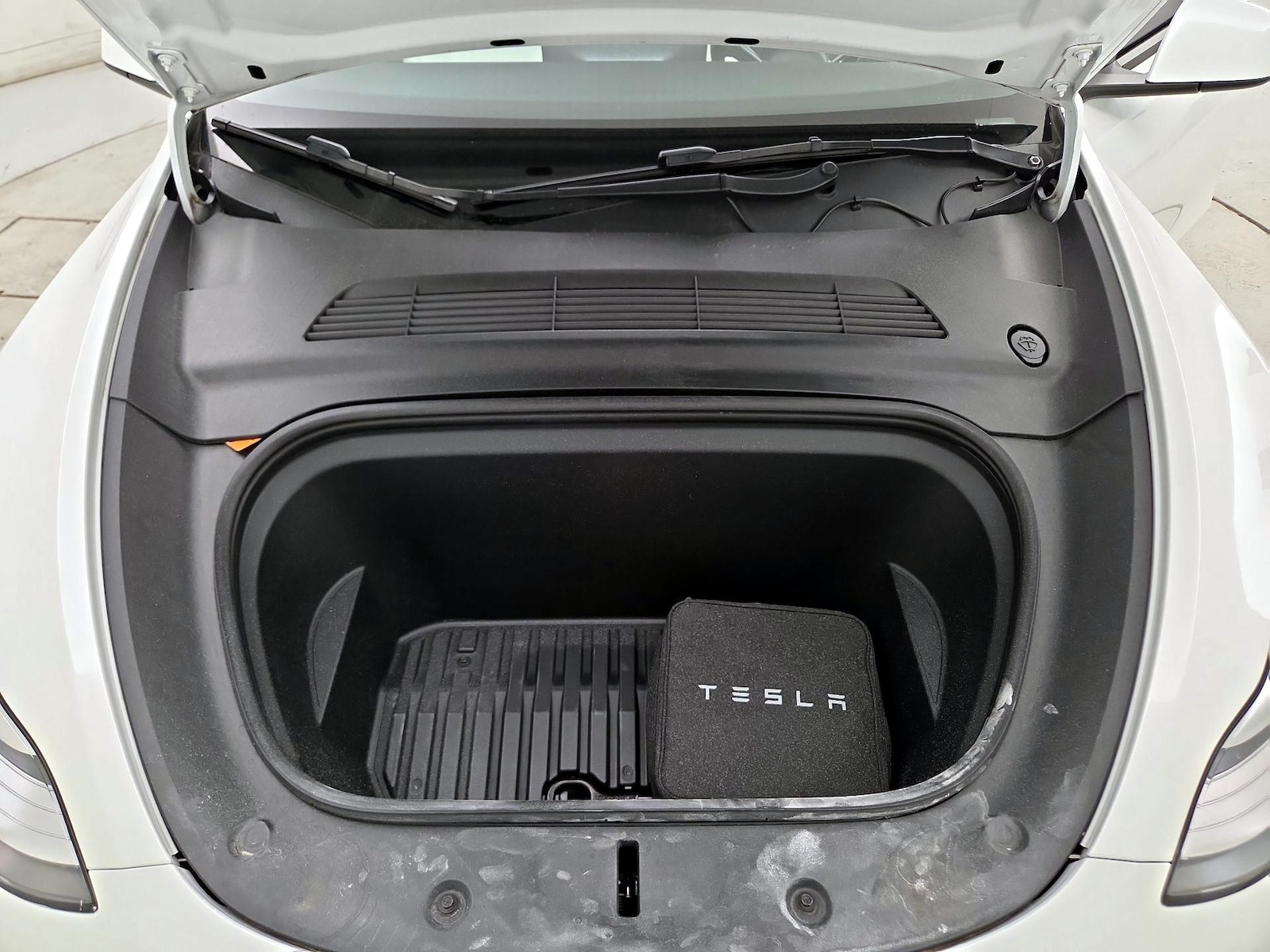 2021 Tesla Model Y Long Range - Photo 26