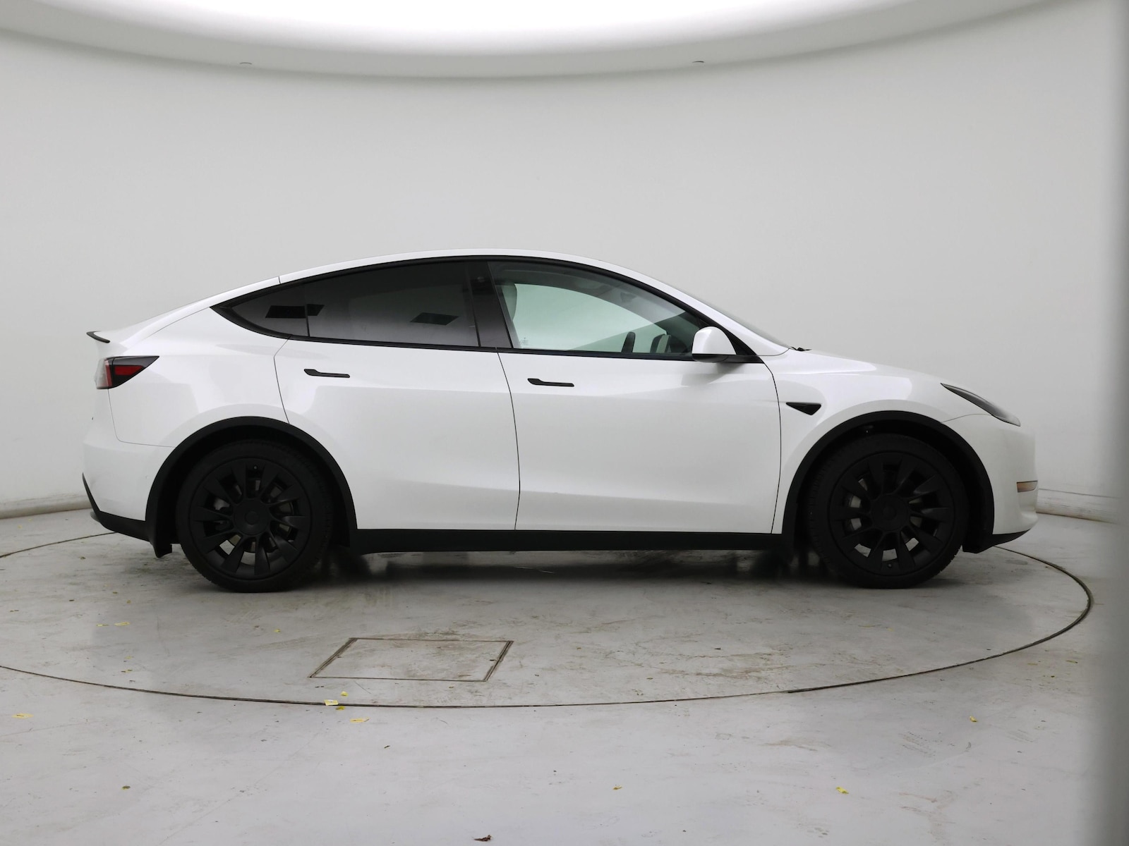 2021 Tesla Model Y Long Range - Photo 8