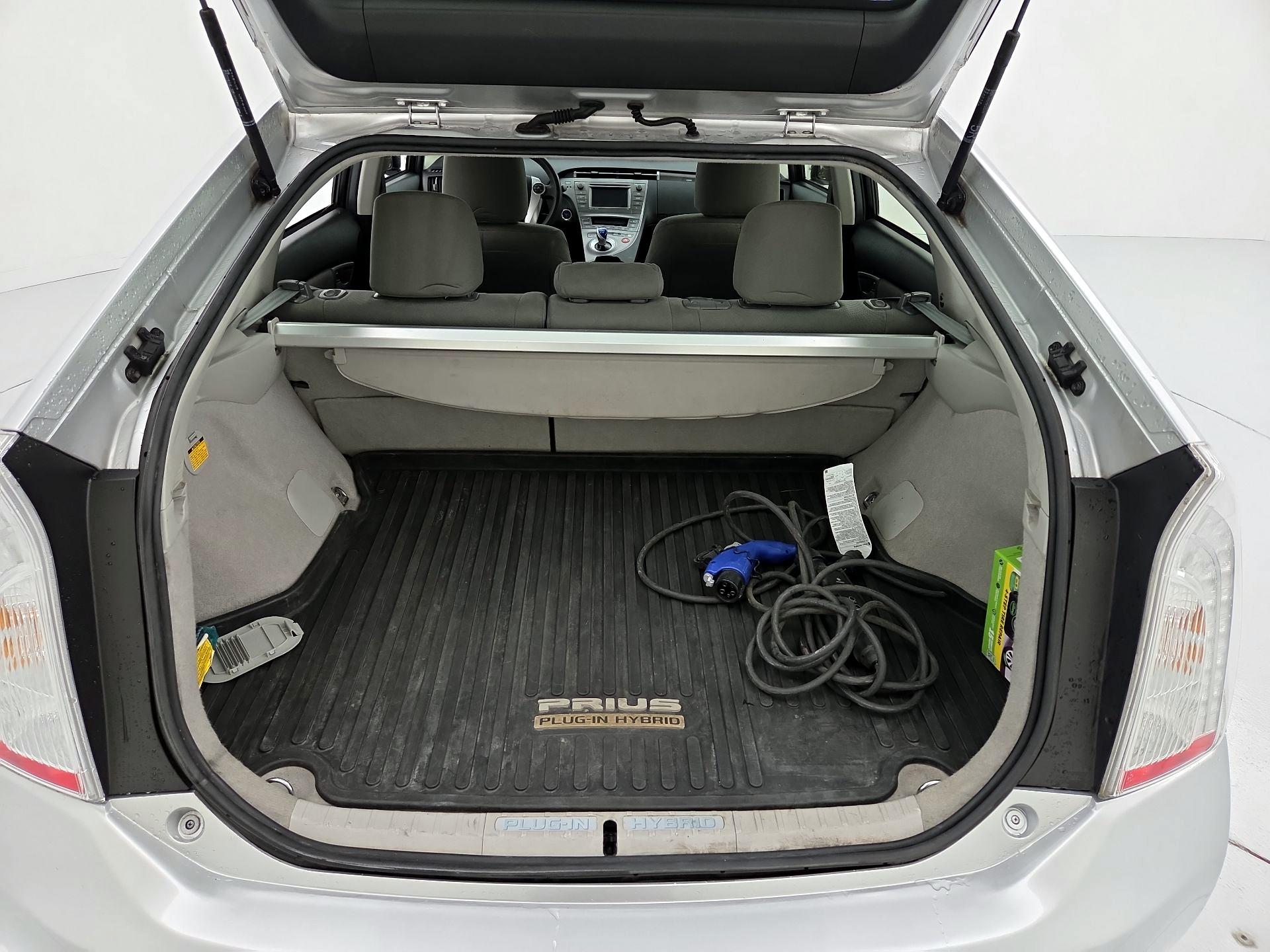 Thumbnail: 2014 Toyota Prius - 20