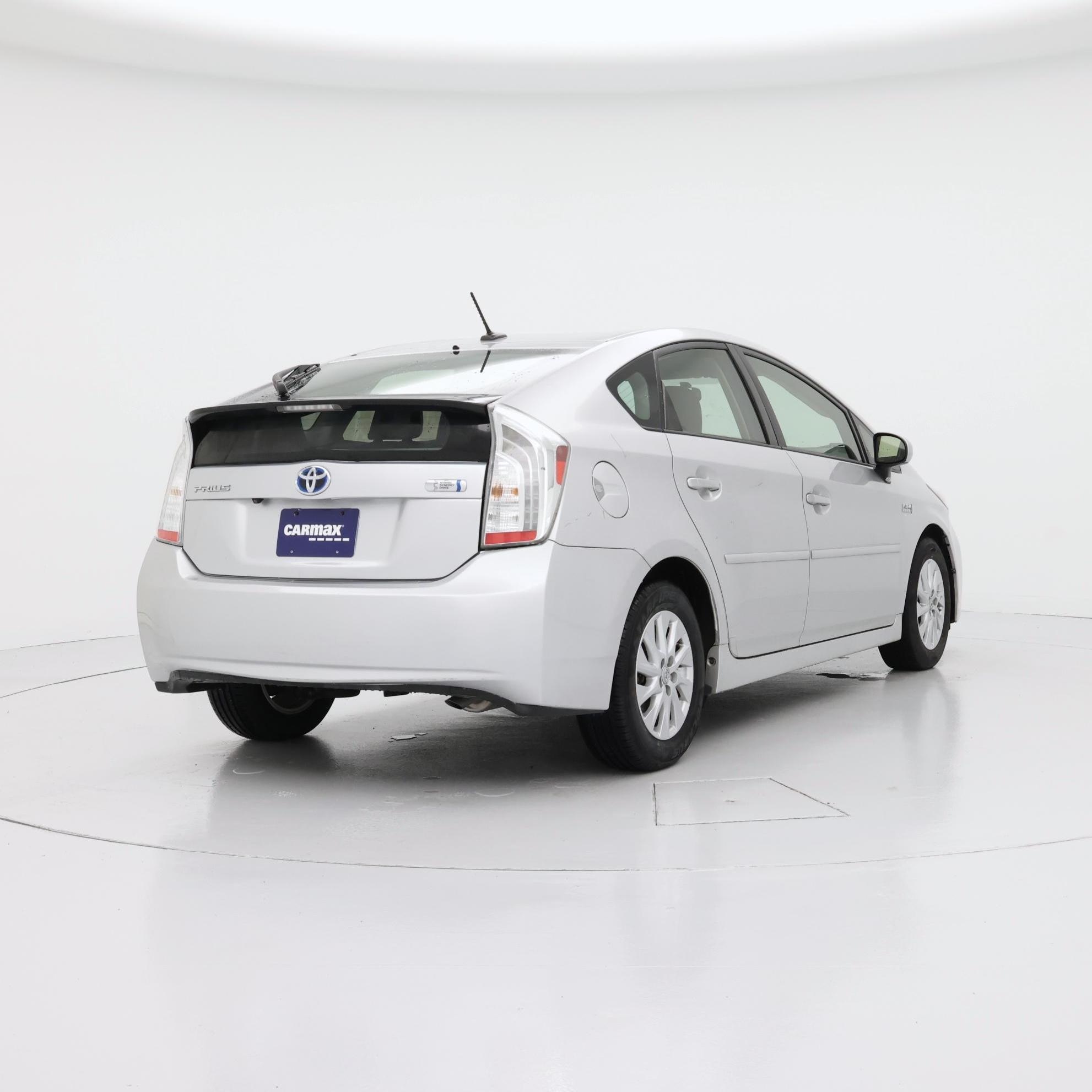 Thumbnail: 2014 Toyota Prius - 8