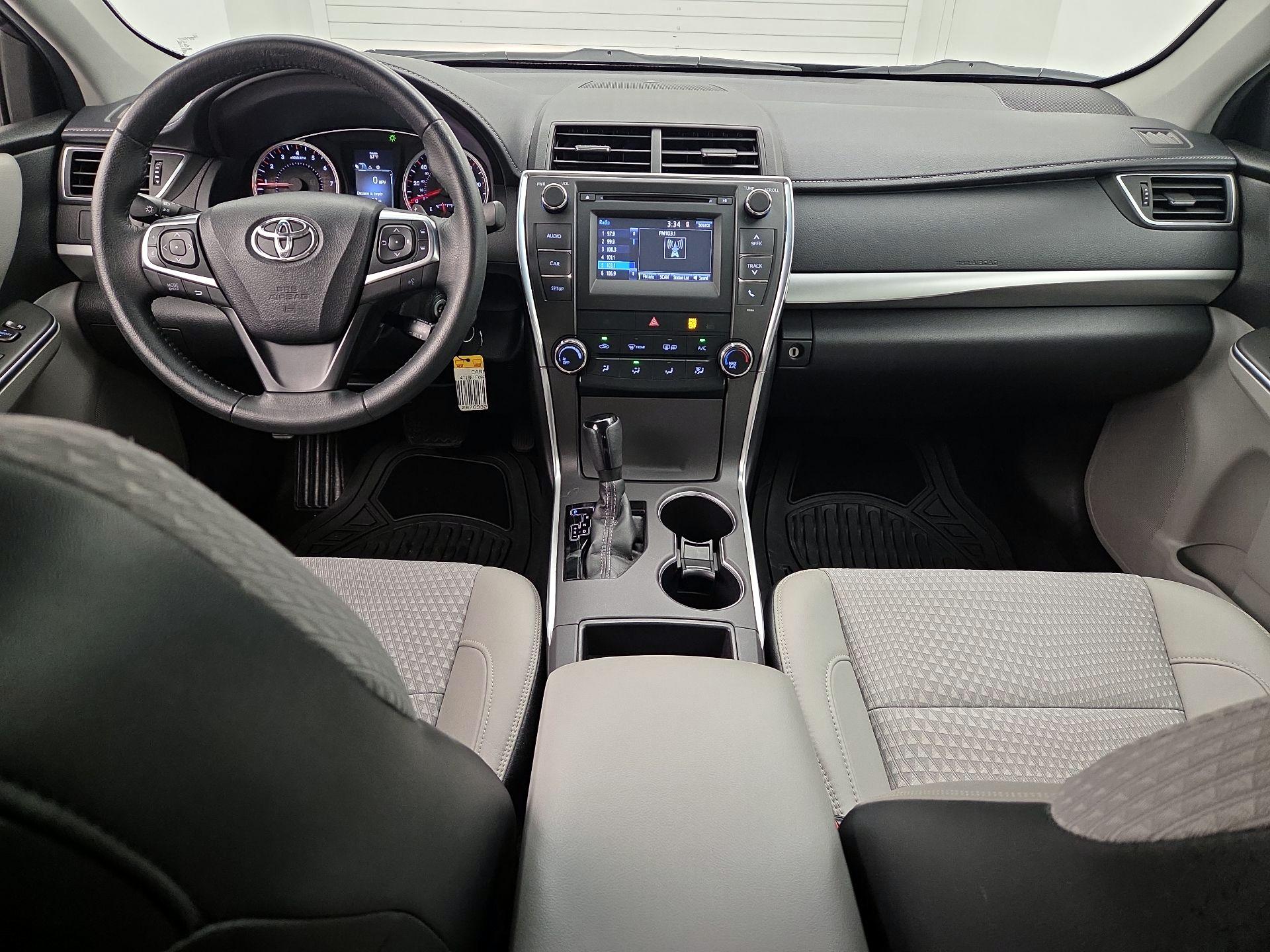 Thumbnail: 2015 Toyota Camry - 9