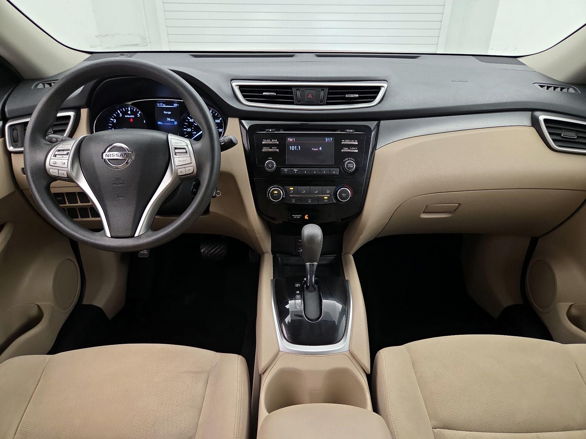 Thumbnail: 2016 Nissan Rogue - 9