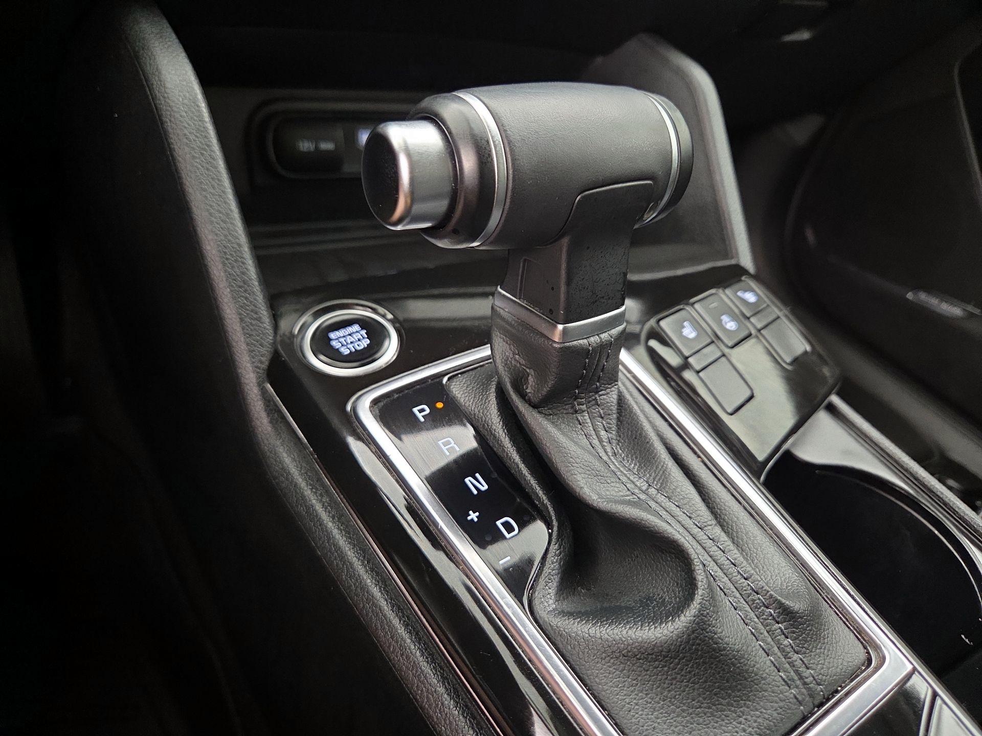 Thumbnail: 2023 Kia Sportage - 18