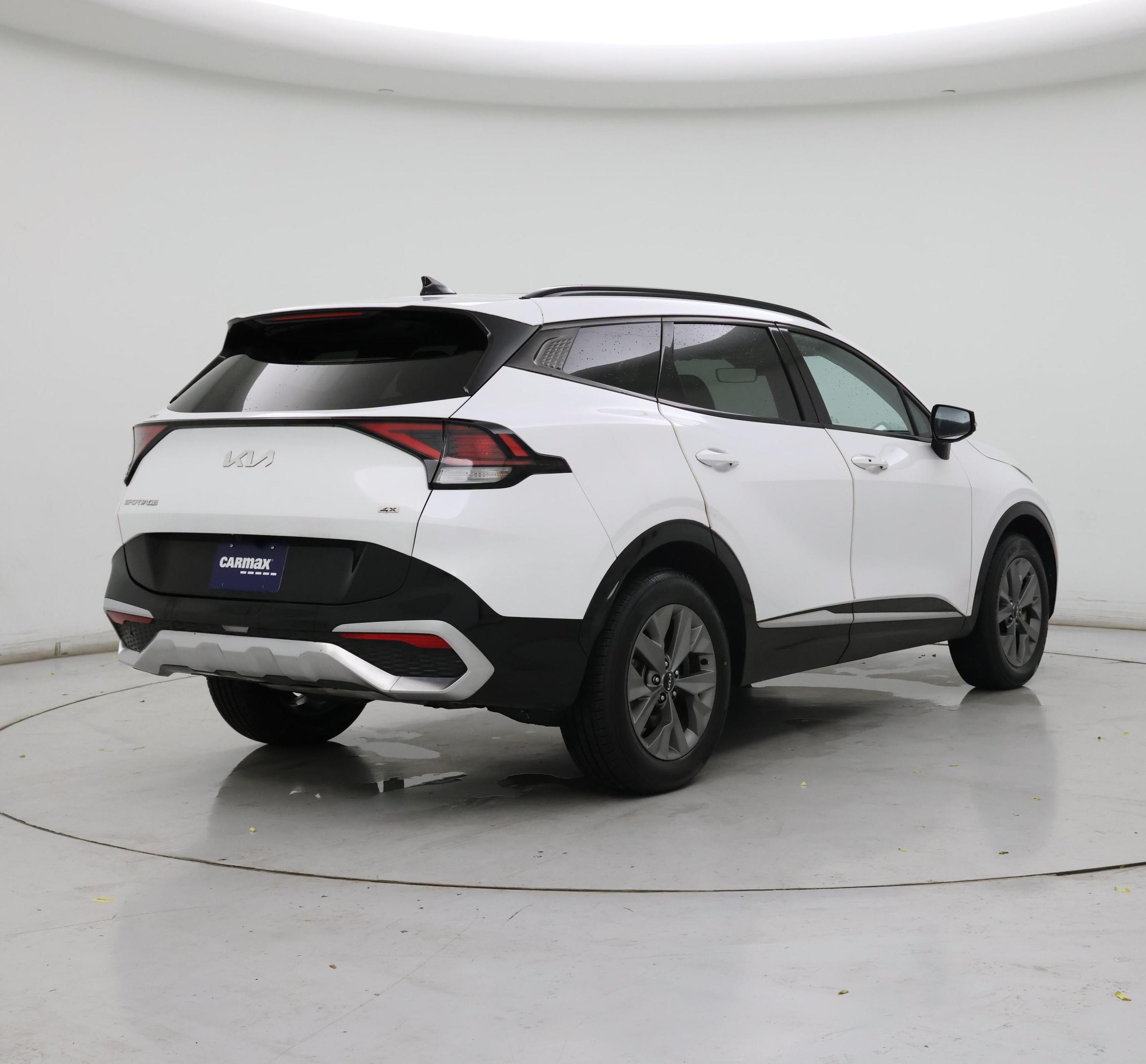Thumbnail: 2023 Kia Sportage - 8