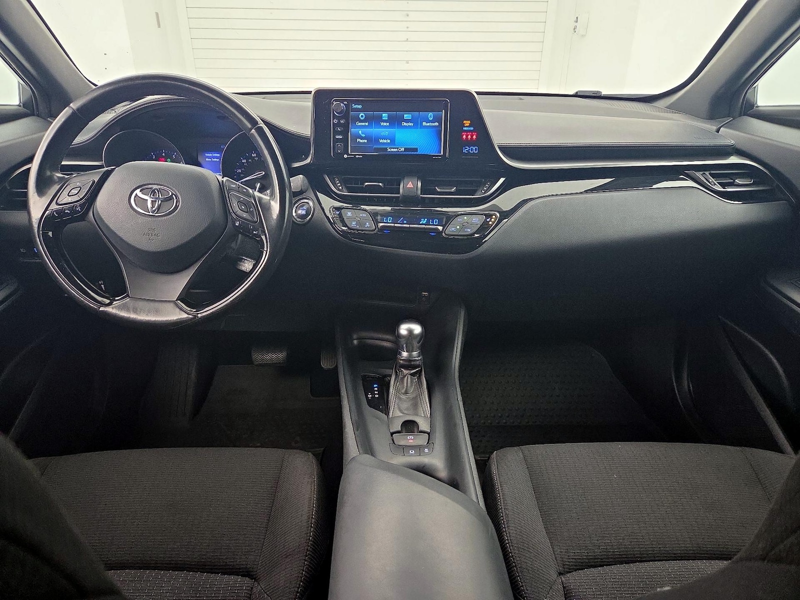 2018 Toyota C-HR XLE Premium - Photo 10