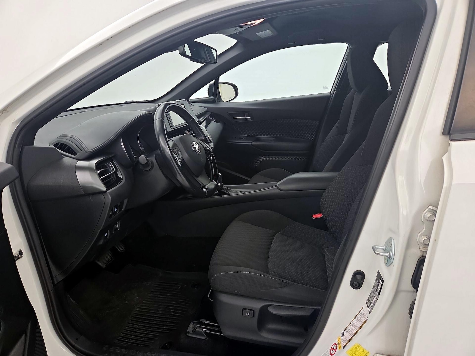 2018 Toyota C-HR XLE Premium - Photo 12