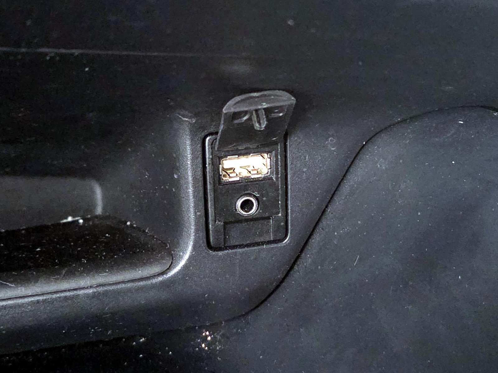 2018 Toyota C-HR XLE Premium - Photo 19