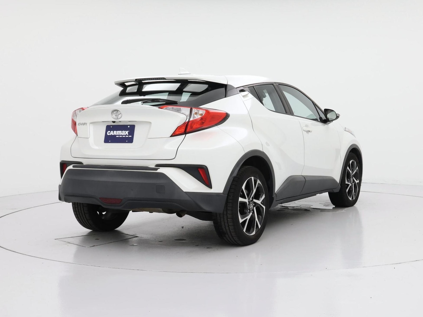 2018 Toyota C-HR XLE Premium - Photo 9