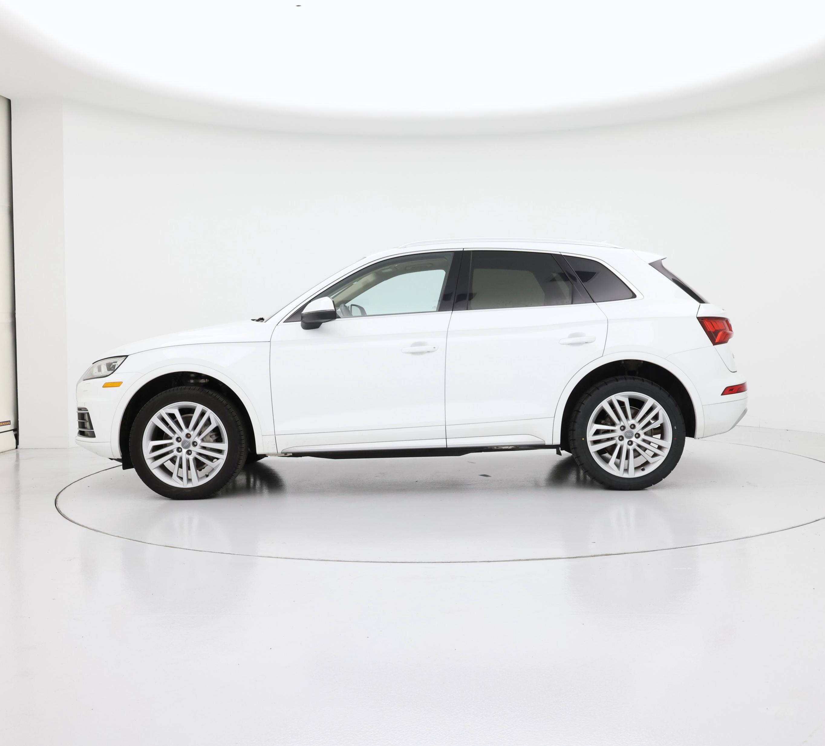 Thumbnail: 2018 Audi Q5 - 3