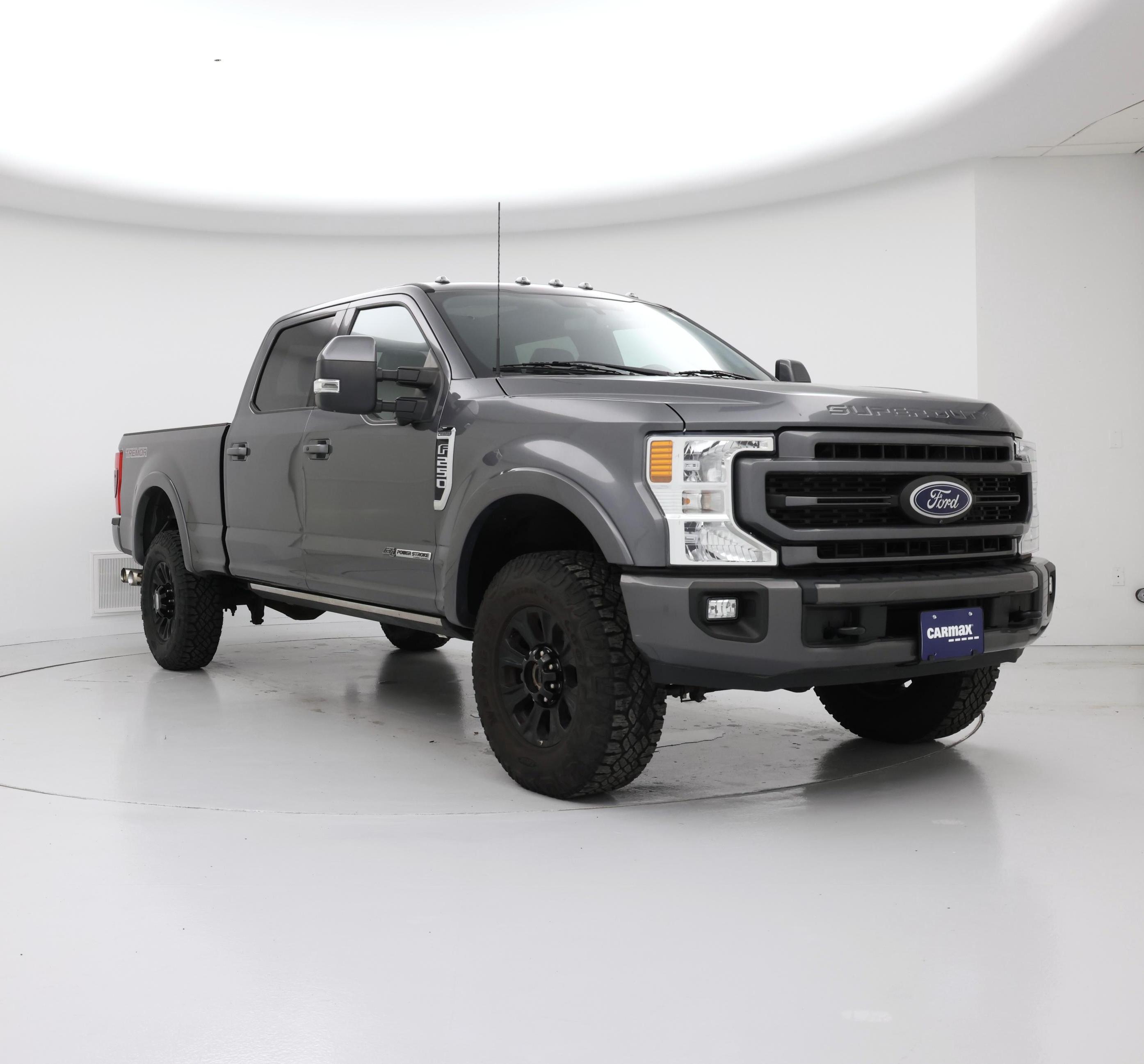 Gray 2022 Ford F-250 Super Duty Pickup Truck Four-Wheel Drive Automatic