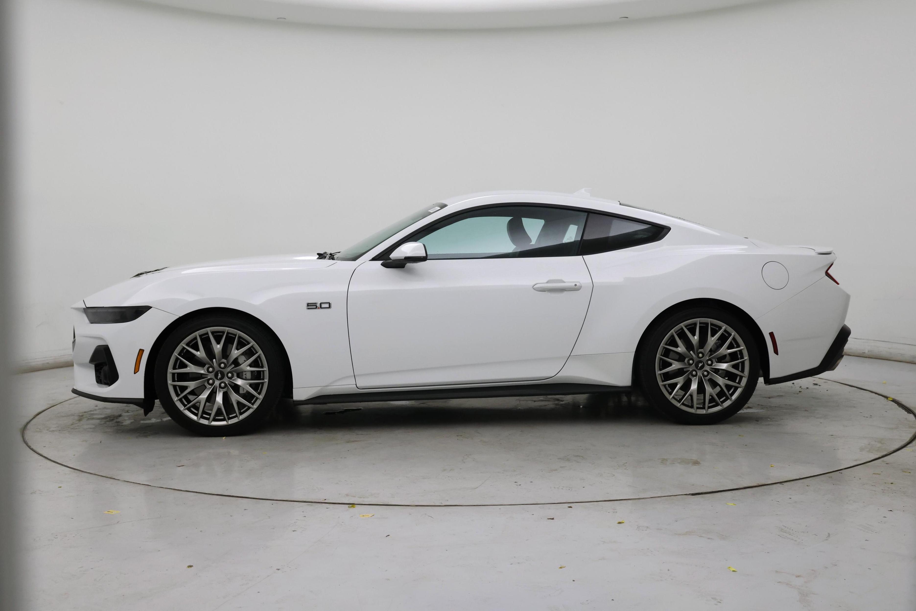 Thumbnail: 2025 Ford Mustang - 3