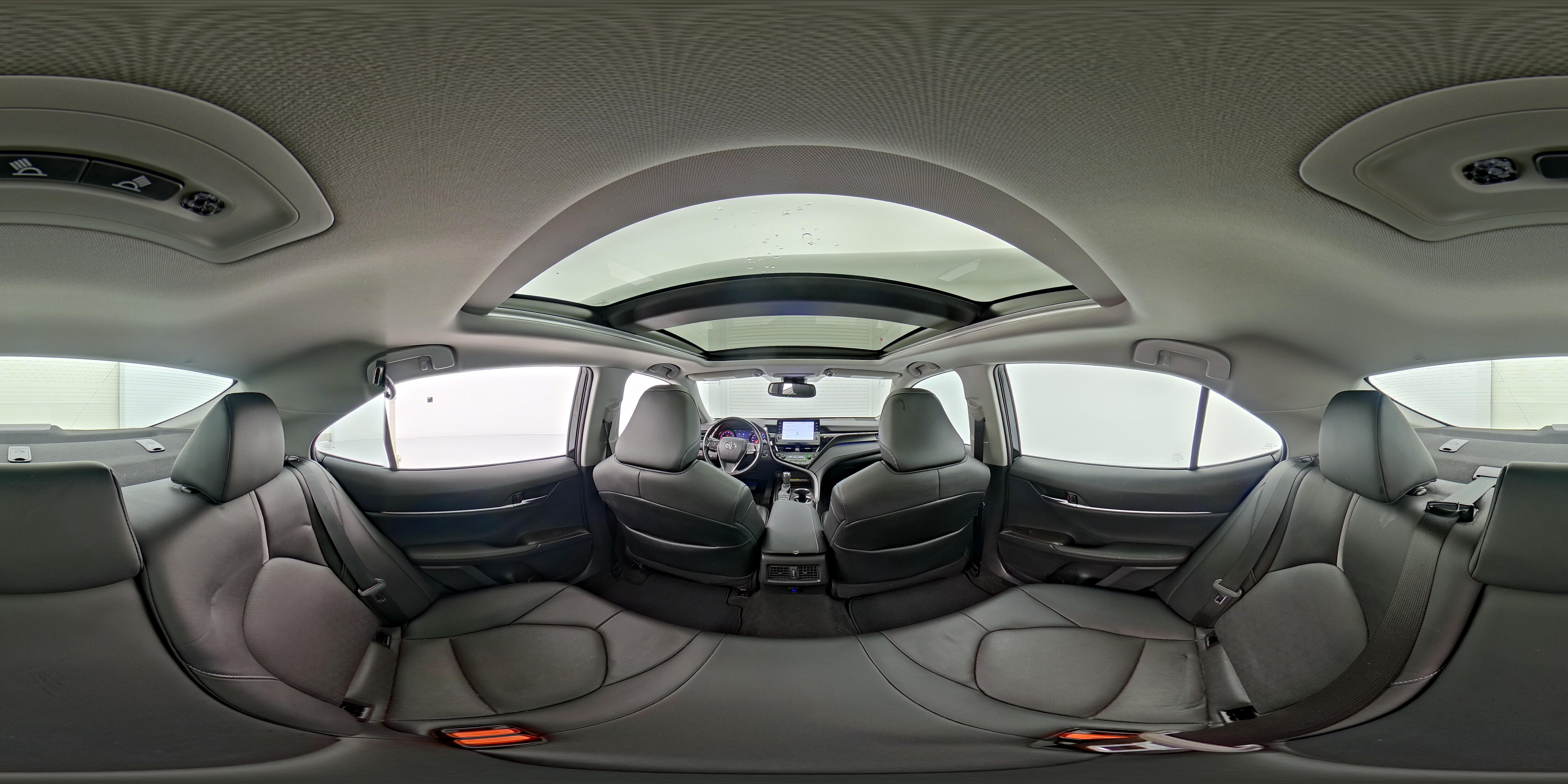 2021 Toyota Camry XSE - Photo 28