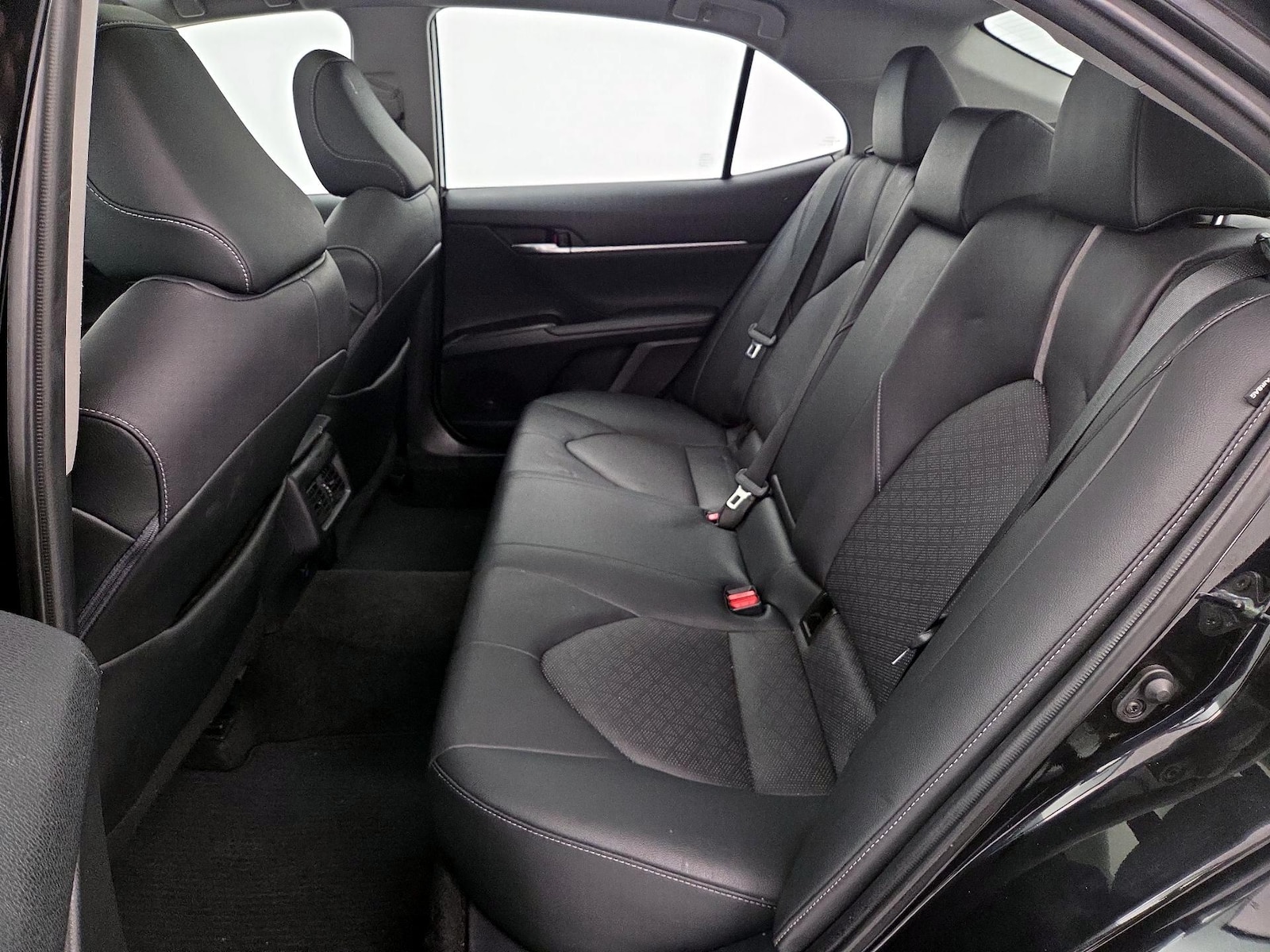 2021 Toyota Camry XSE - Photo 22