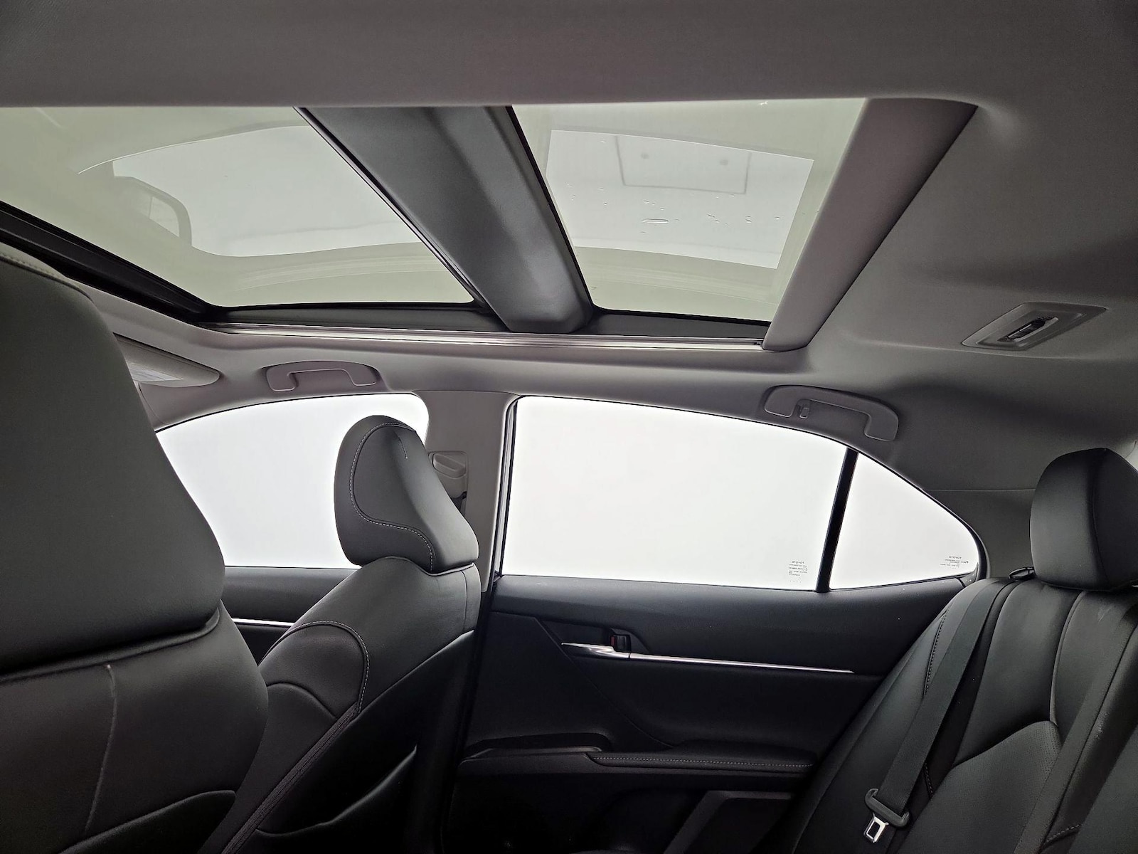 2021 Toyota Camry XSE - Photo 25