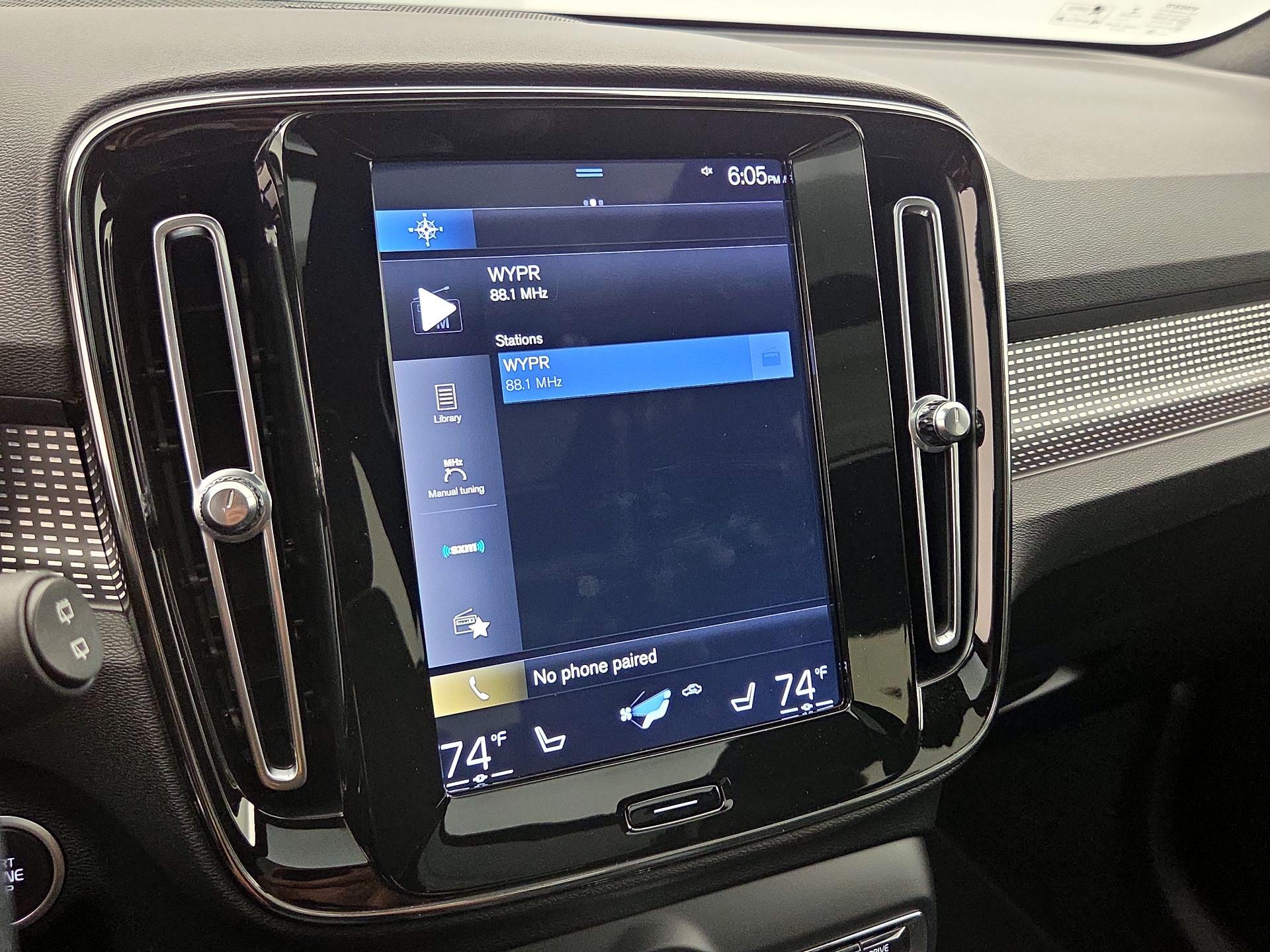Thumbnail: 2019 Volvo XC40 - 15