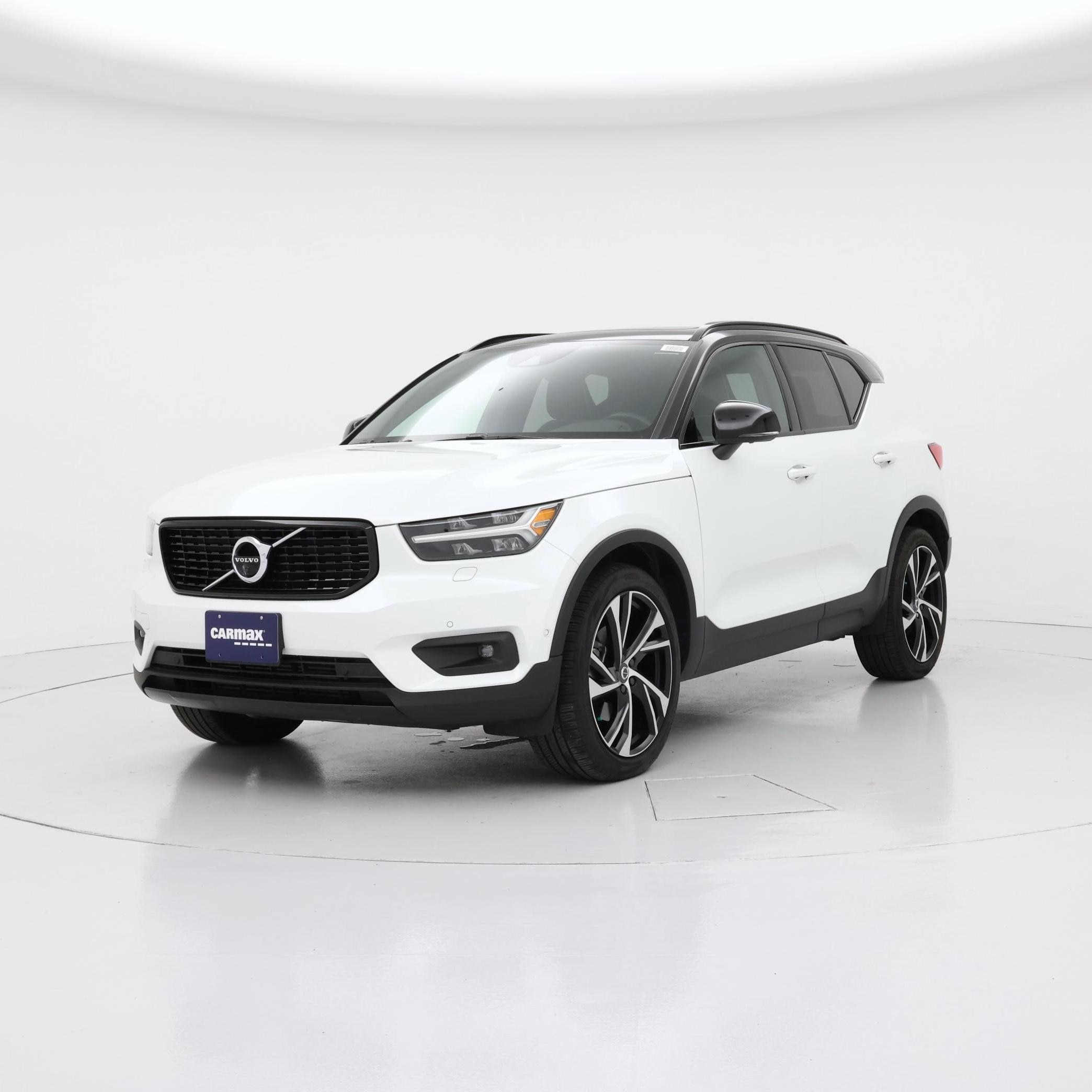 Thumbnail: 2019 Volvo XC40 - 4