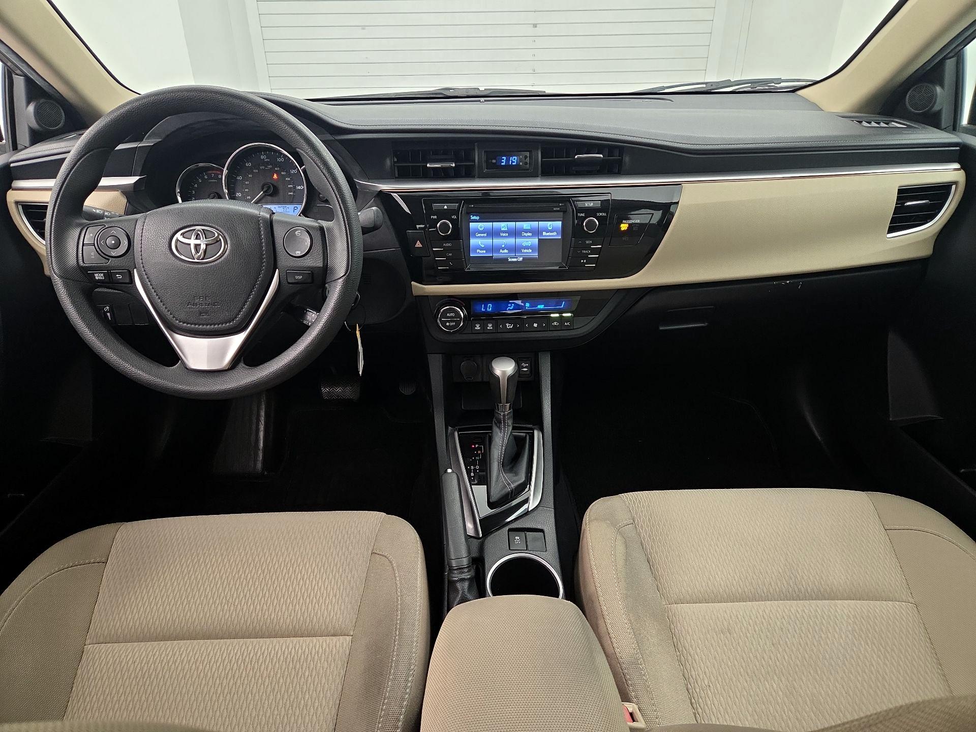 Thumbnail: 2015 Toyota Corolla - 9