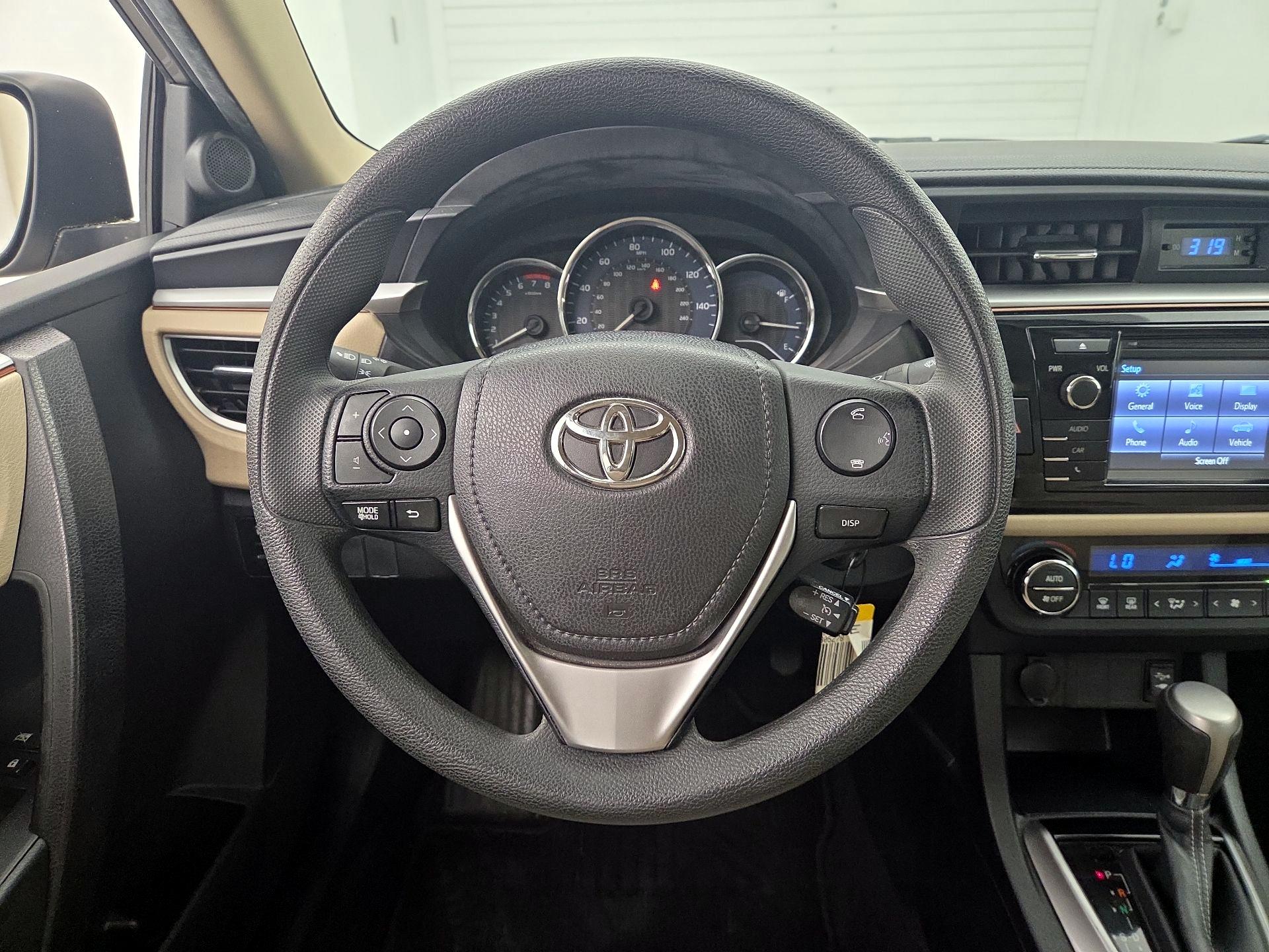Thumbnail: 2015 Toyota Corolla - 10
