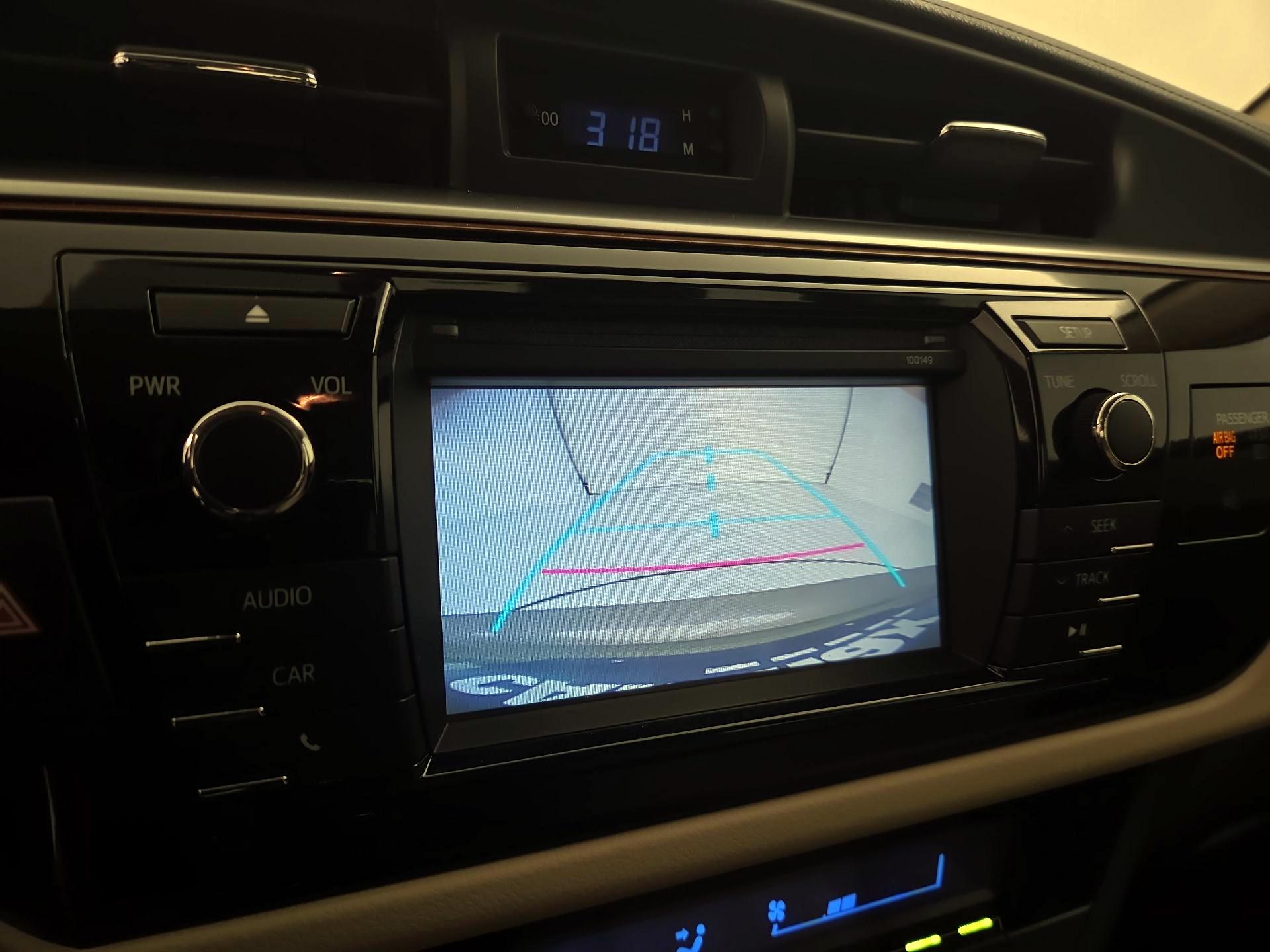 Thumbnail: 2015 Toyota Corolla - 14