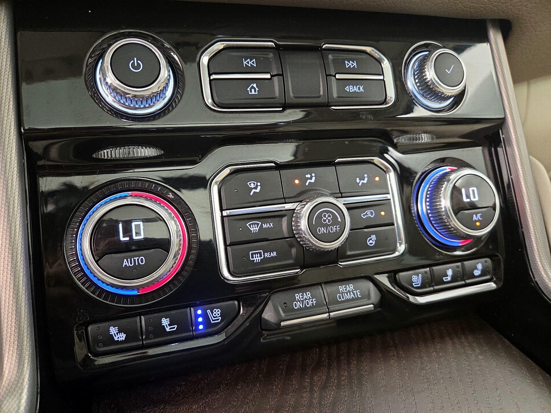 Thumbnail: 2024 GMC Yukon - 17