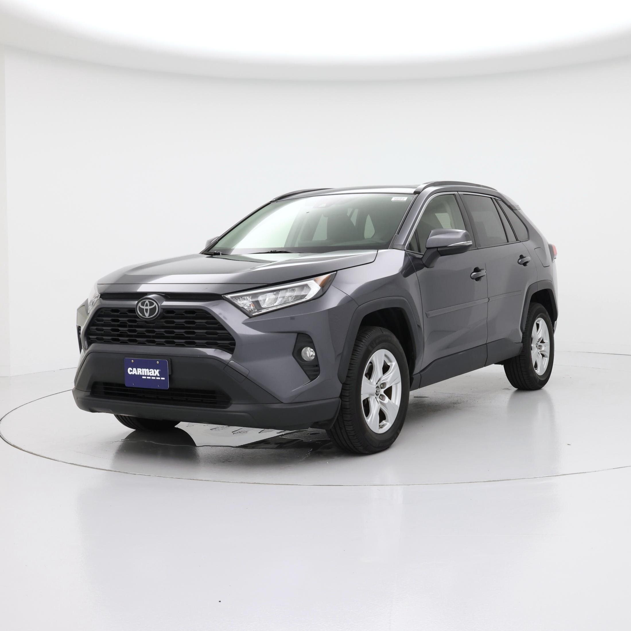 Thumbnail: 2019 Toyota RAV4 - 4