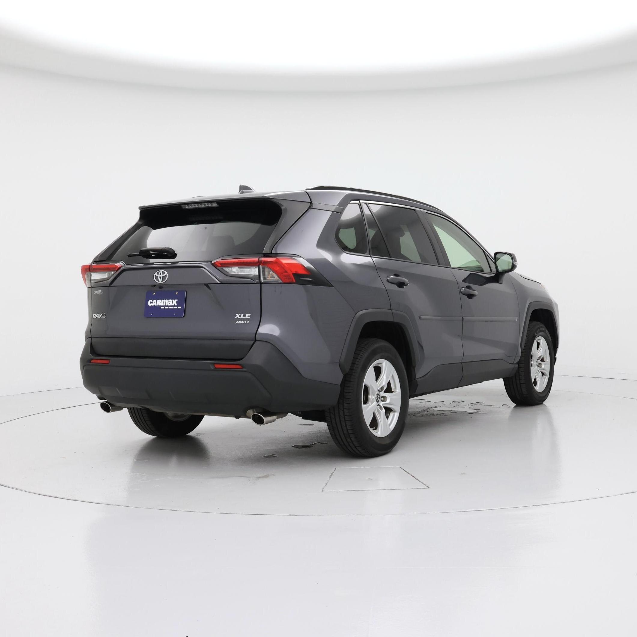 Thumbnail: 2019 Toyota RAV4 - 8