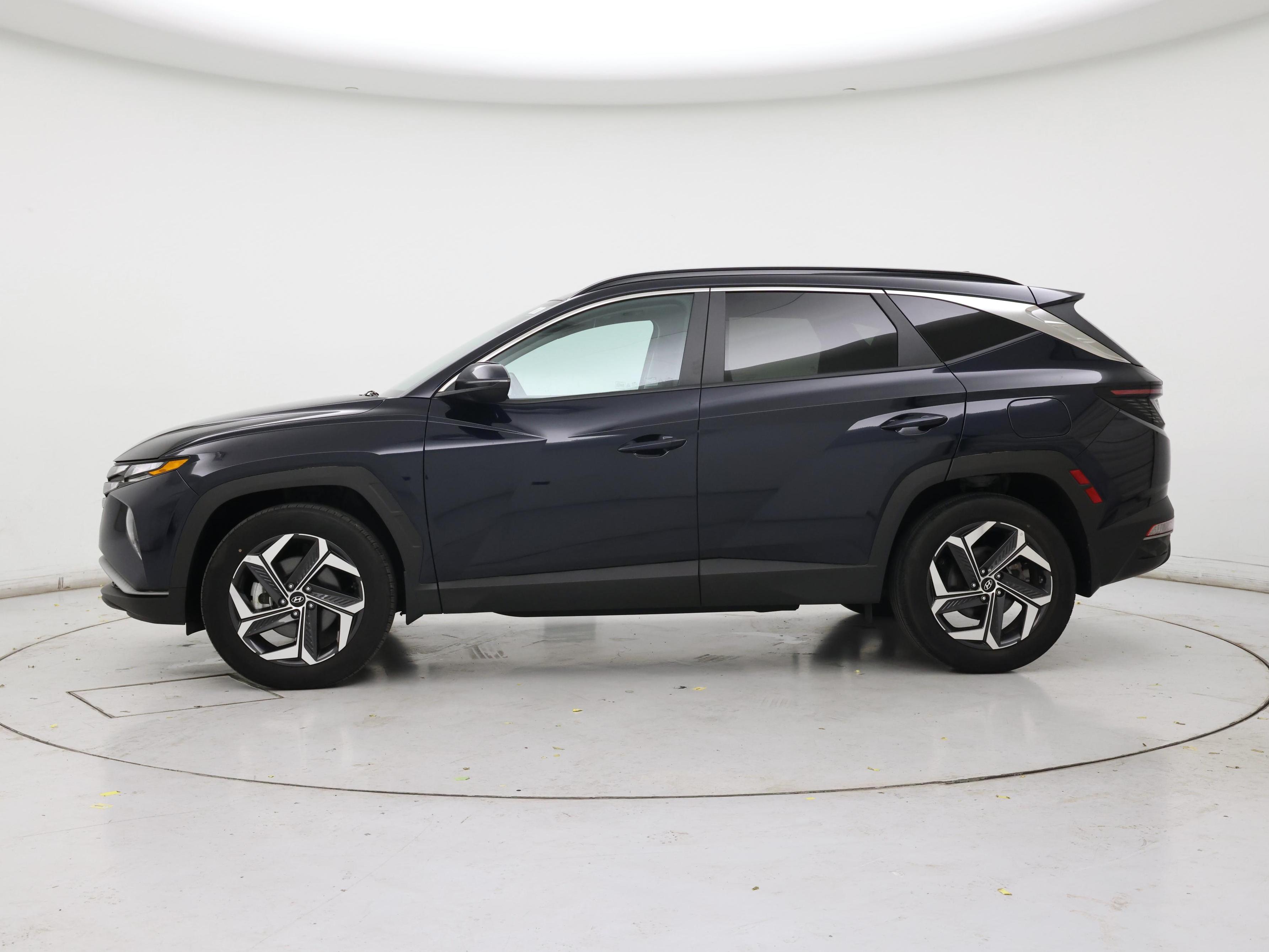 Thumbnail: 2022 Hyundai Tucson - 3