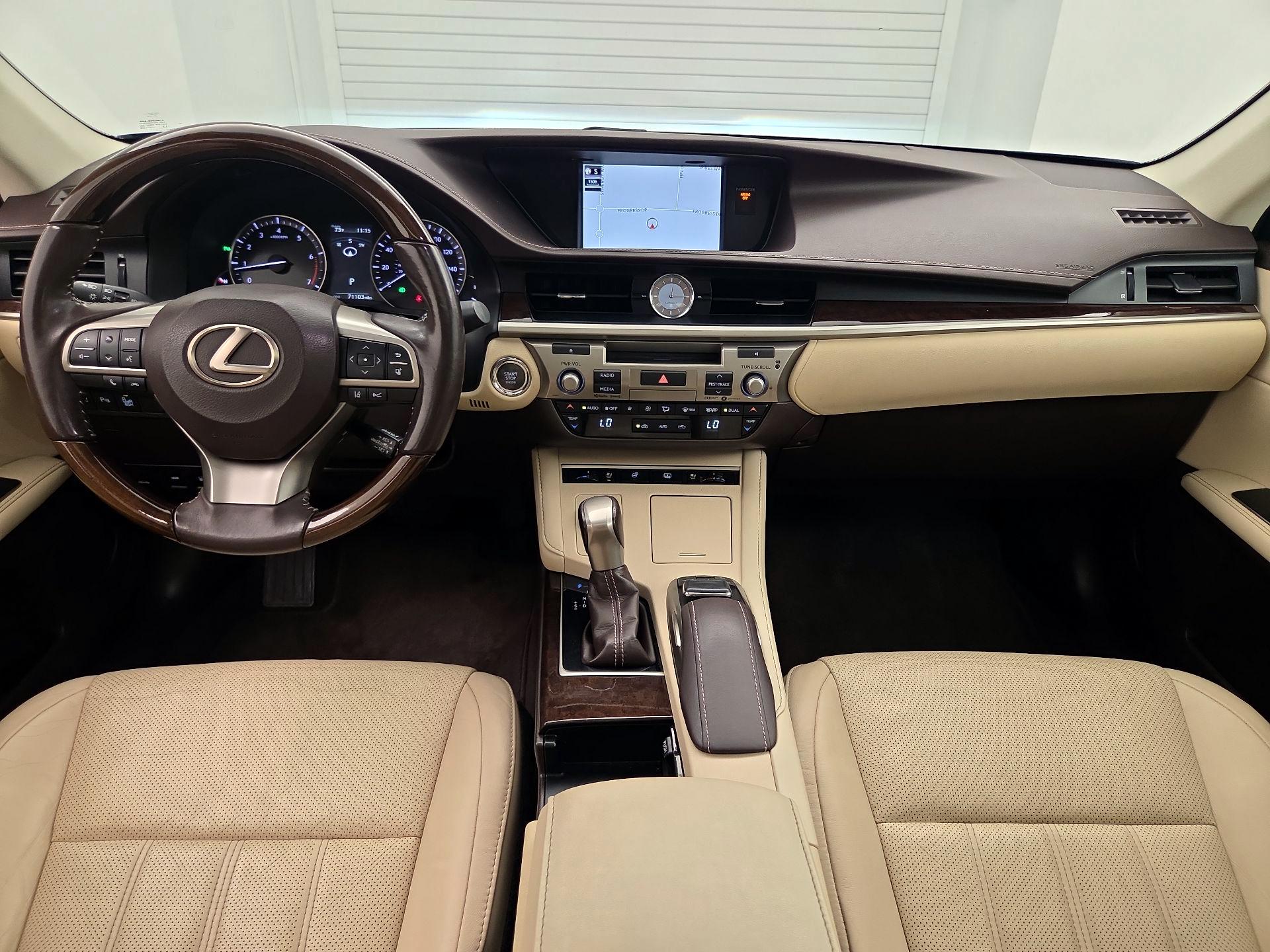 Thumbnail: 2018 Lexus ES - 9
