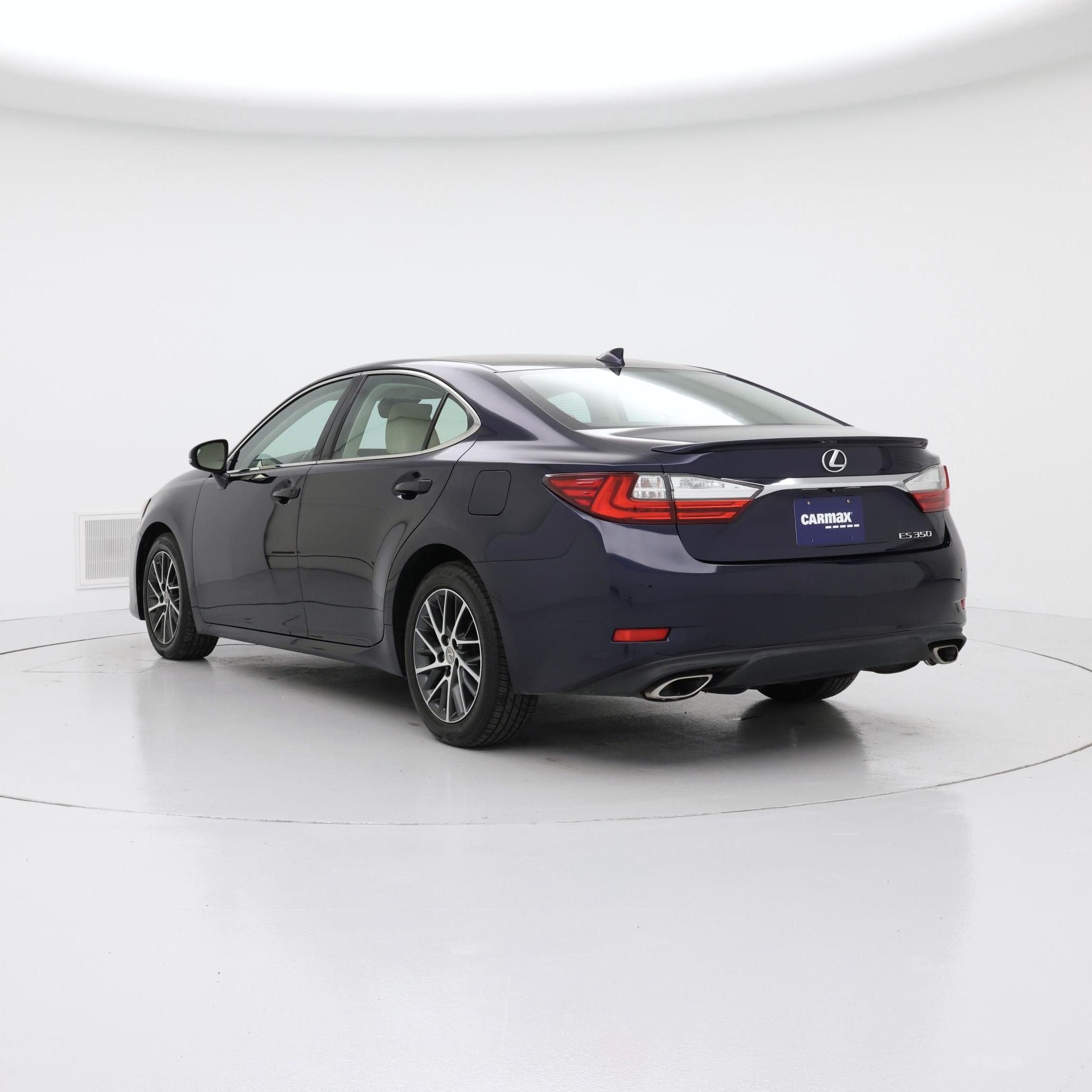 Thumbnail: 2018 Lexus ES - 2