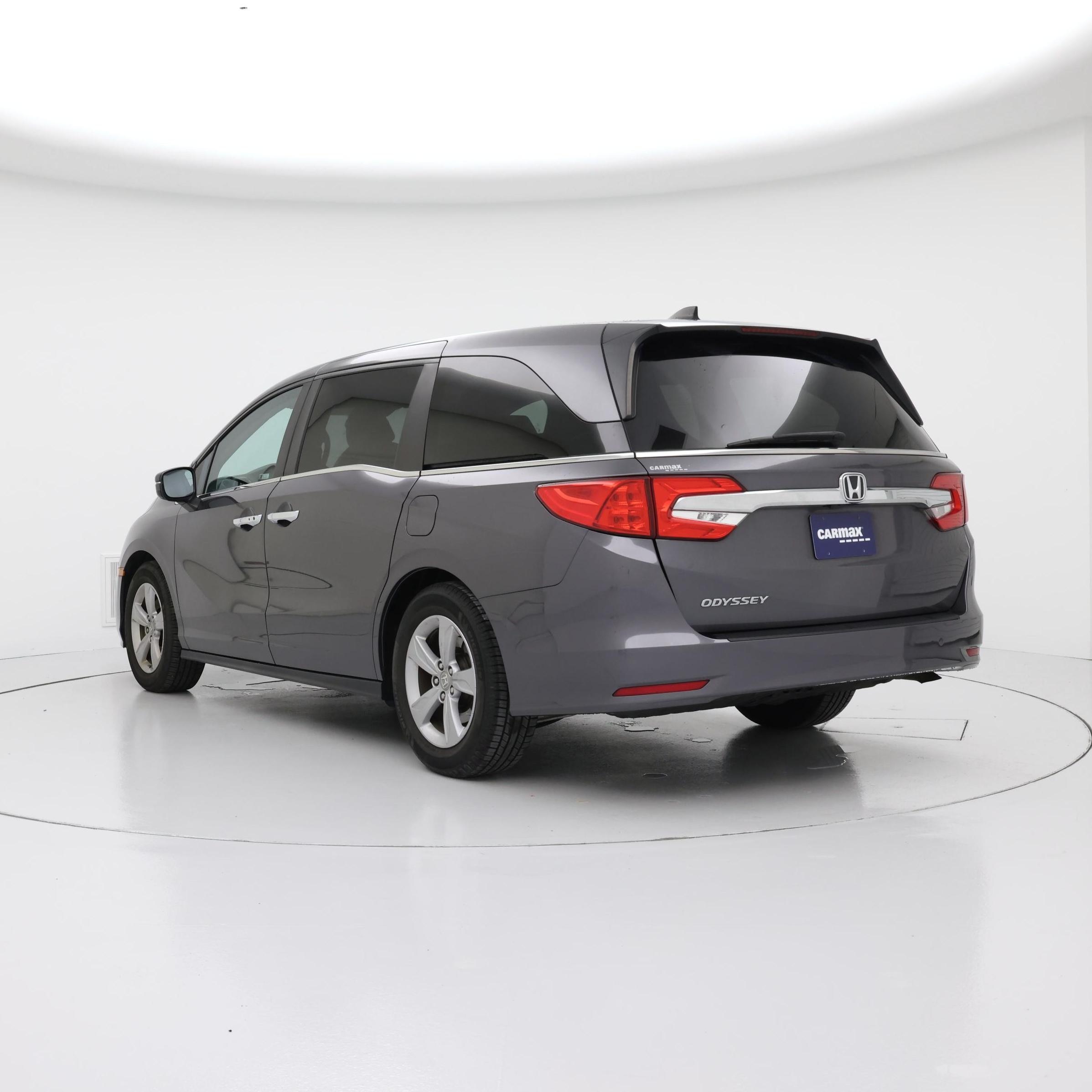 Thumbnail: 2018 Honda Odyssey - 2