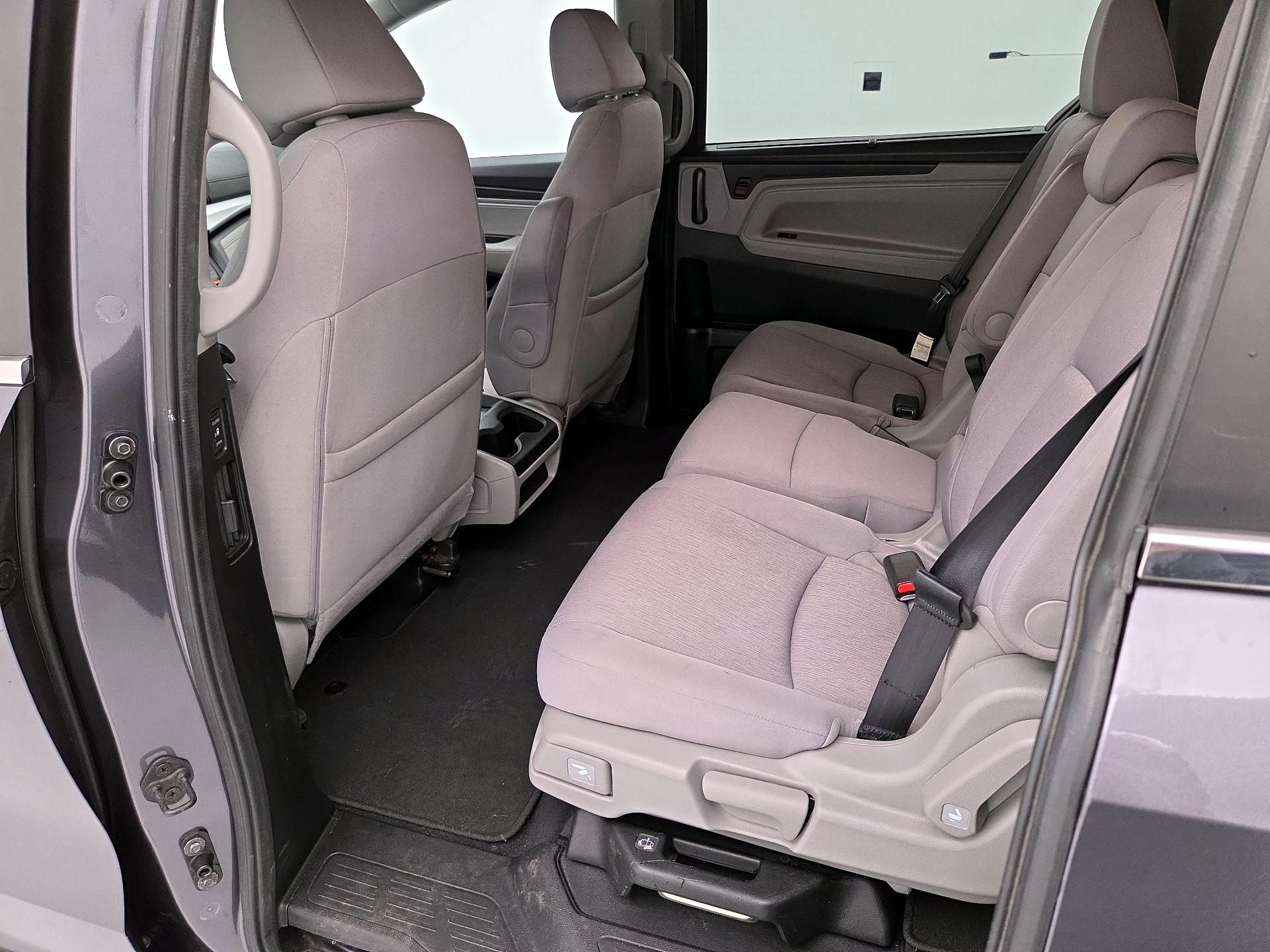 Thumbnail: 2018 Honda Odyssey - 19
