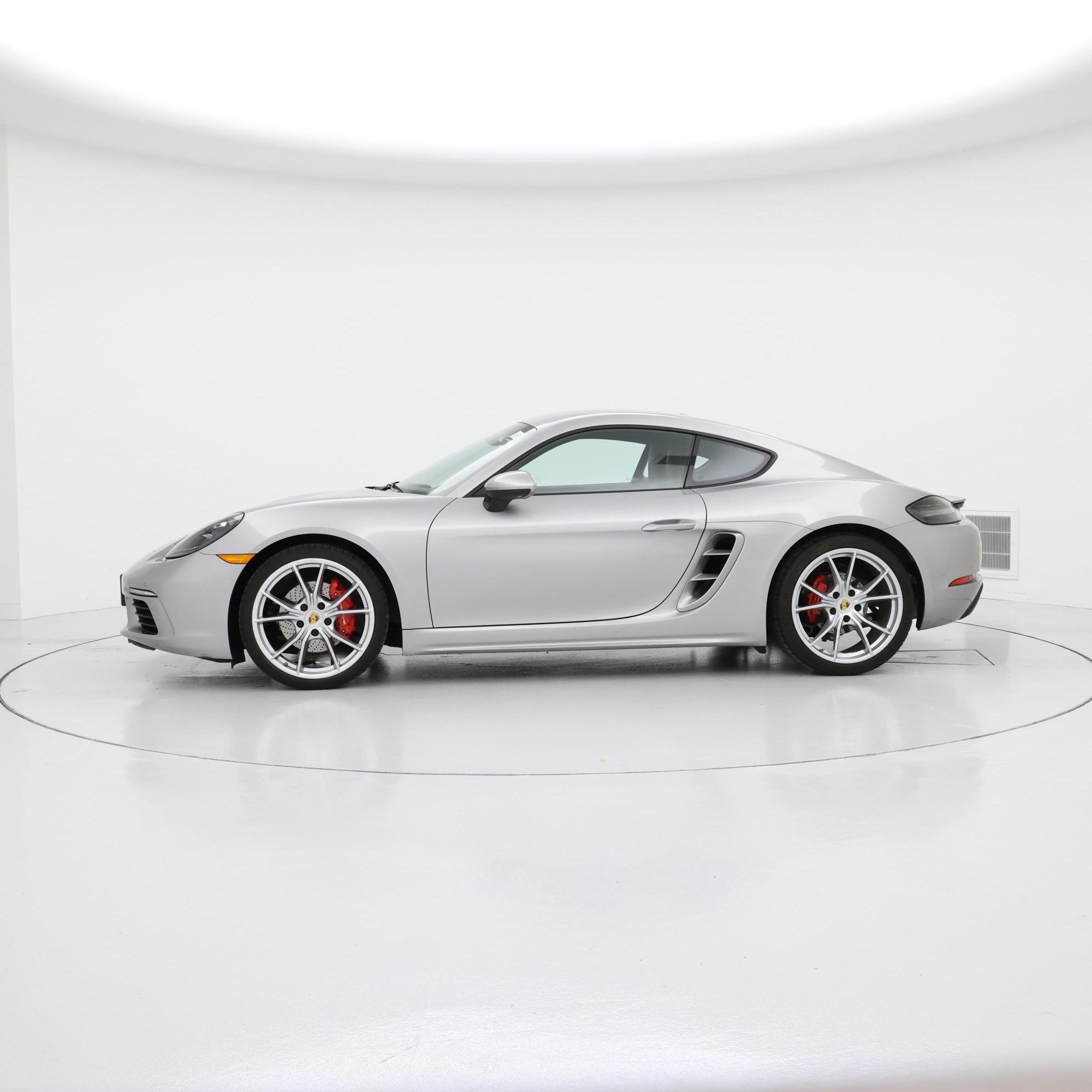 Thumbnail: 2019 Porsche 718 Cayman - 3