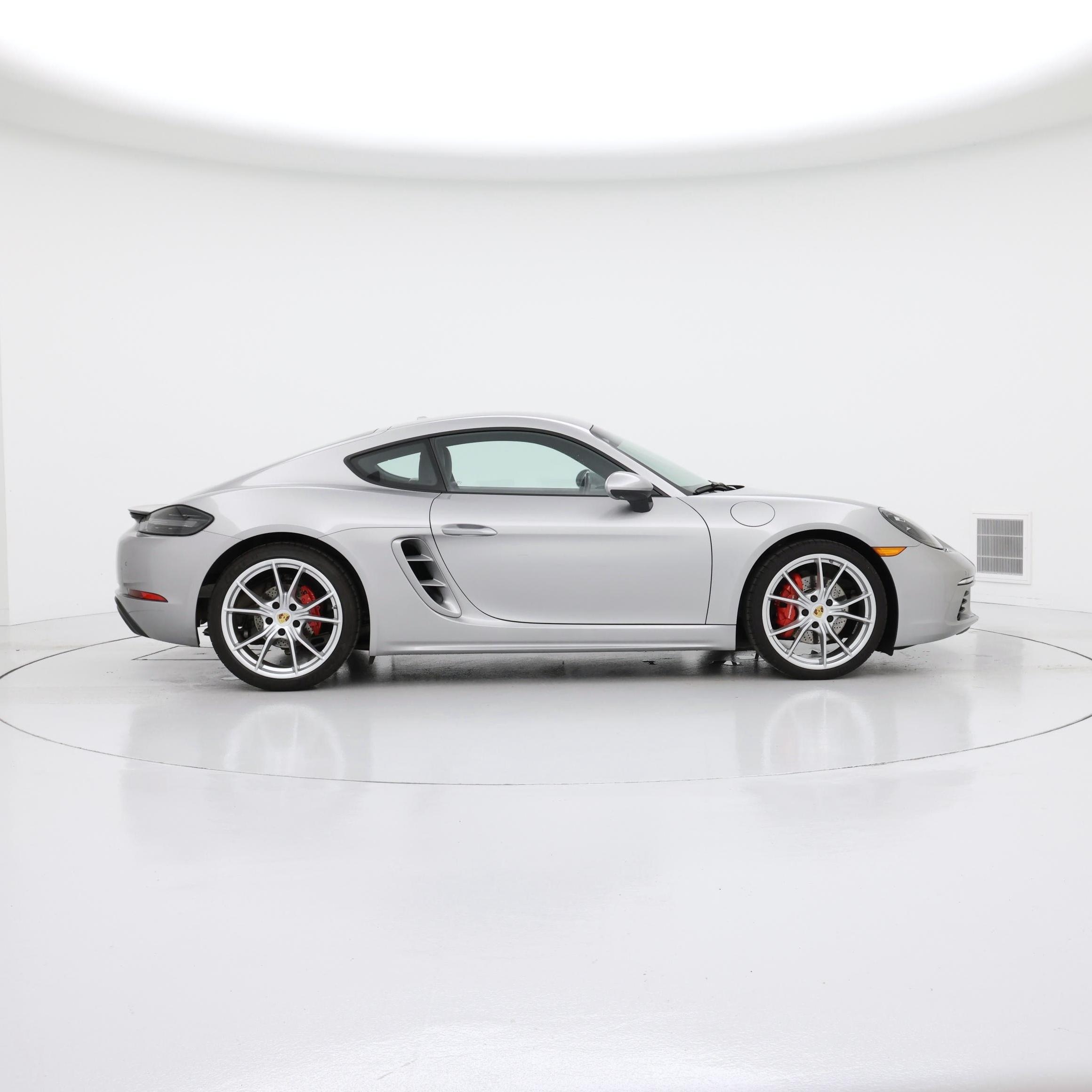 Thumbnail: 2019 Porsche 718 Cayman - 7