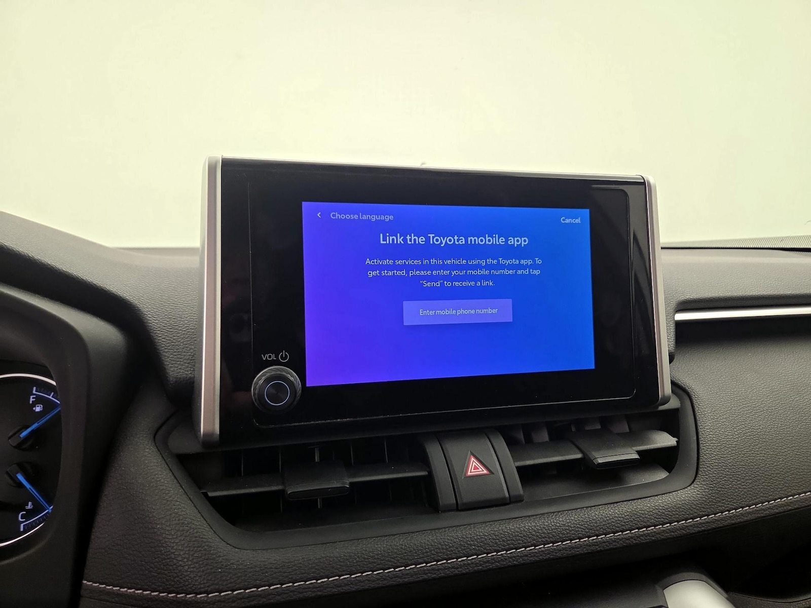 2023 Toyota RAV4 XLE - Photo 16