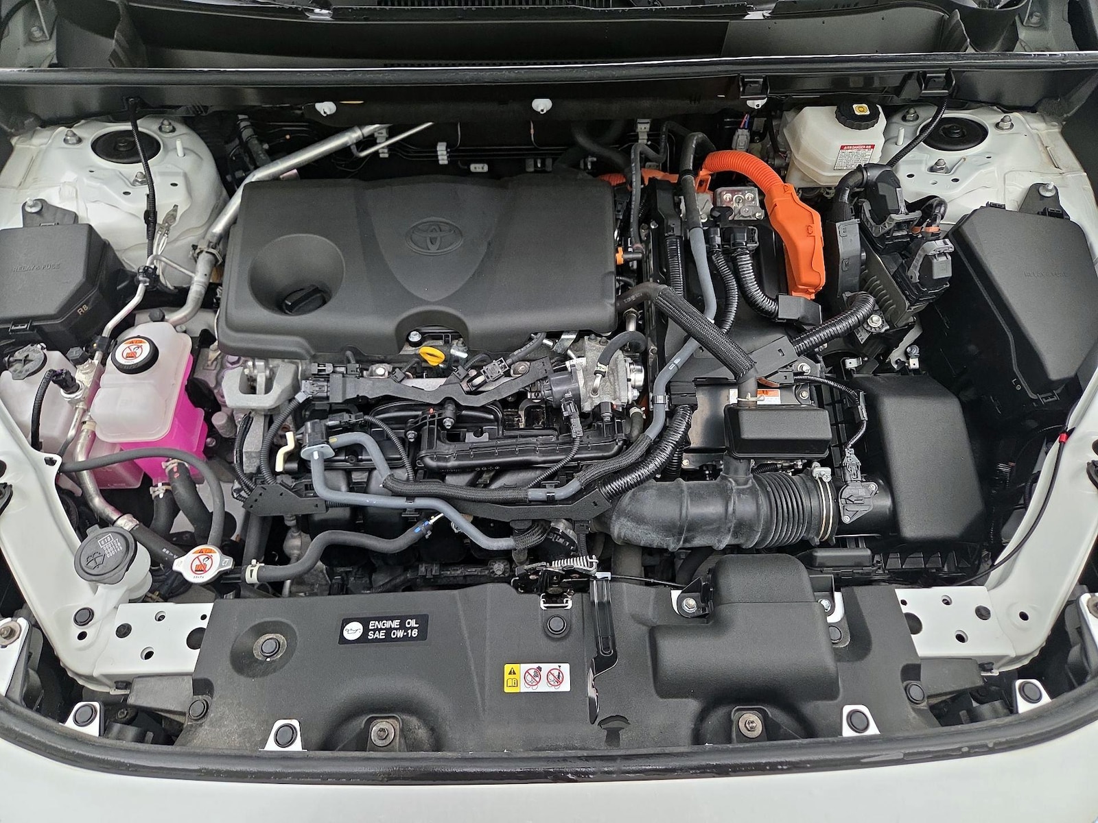 2023 Toyota RAV4 XLE - Photo 23