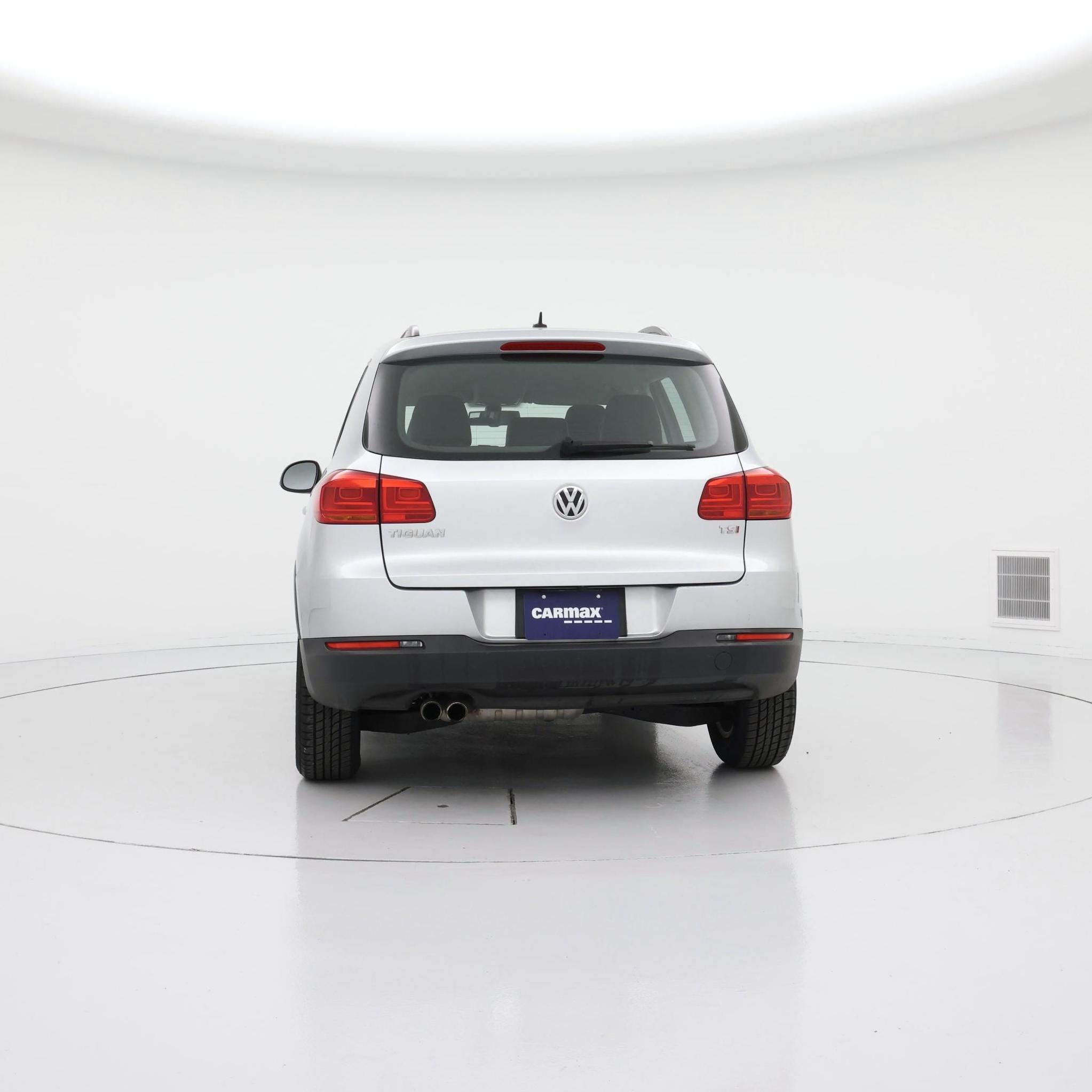 Thumbnail: 2016 Volkswagen Tiguan - 6