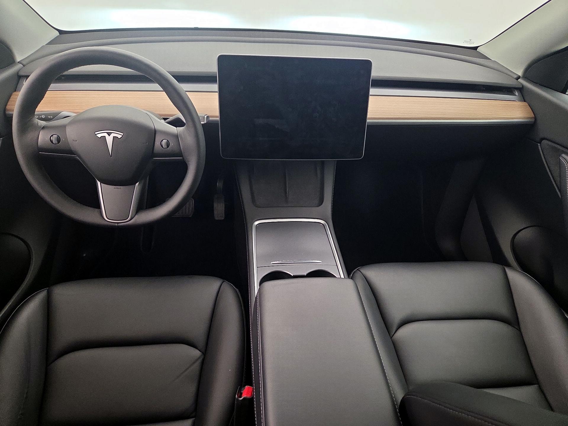 Thumbnail: 2022 Tesla Model Y - 9