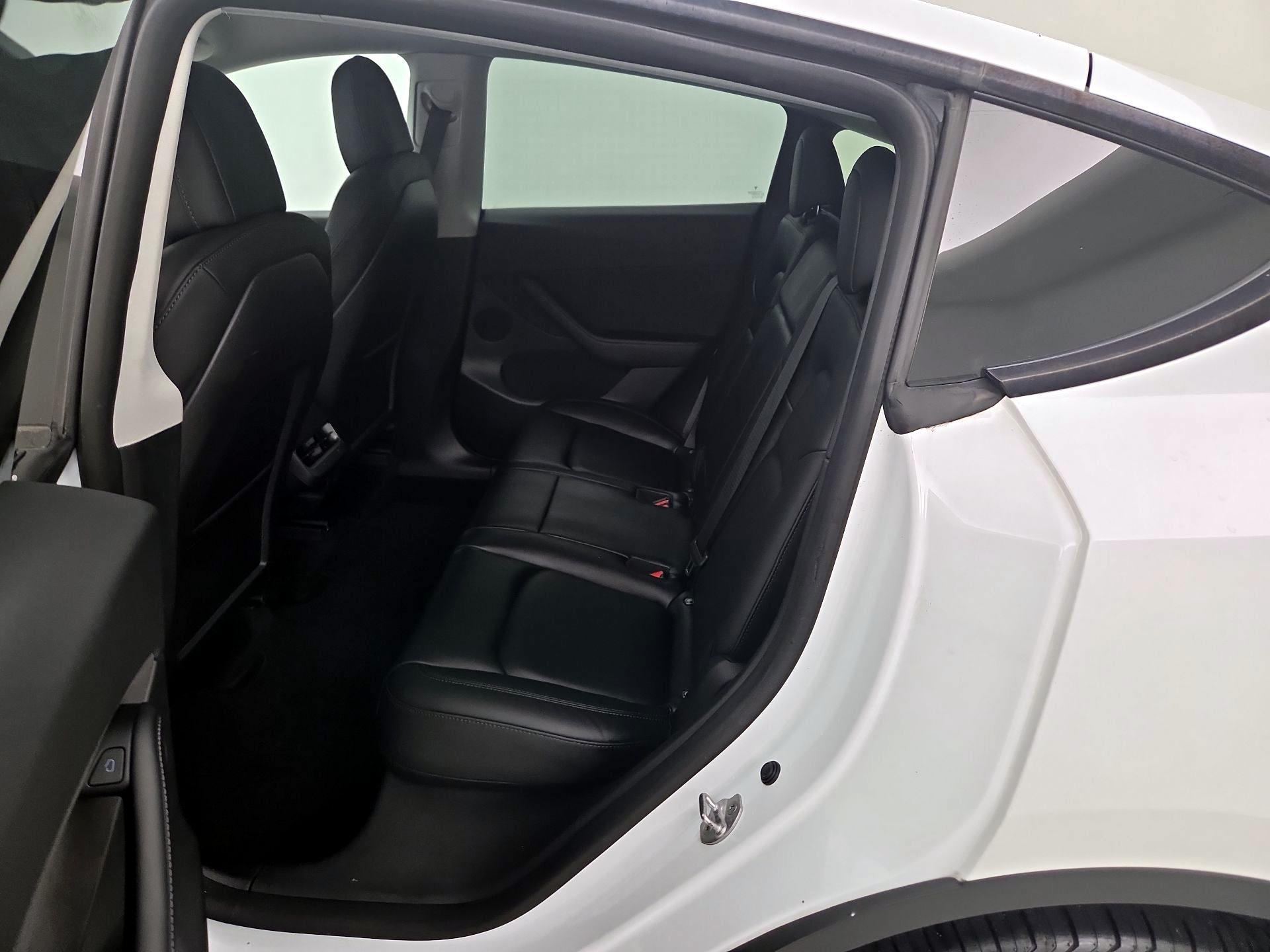 Thumbnail: 2022 Tesla Model Y - 19