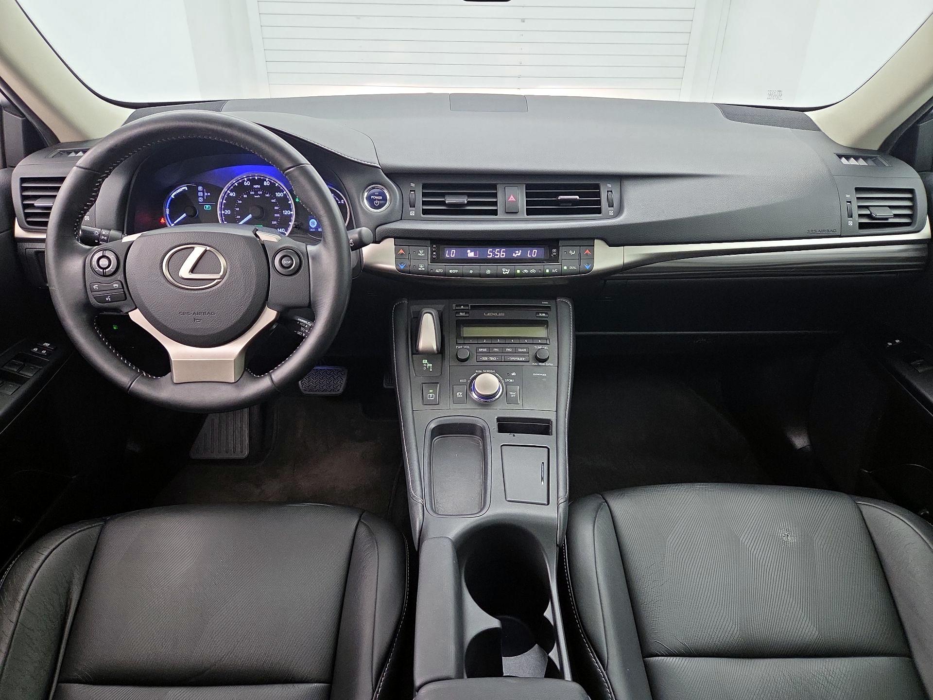 Thumbnail: 2015 Lexus CT - 9
