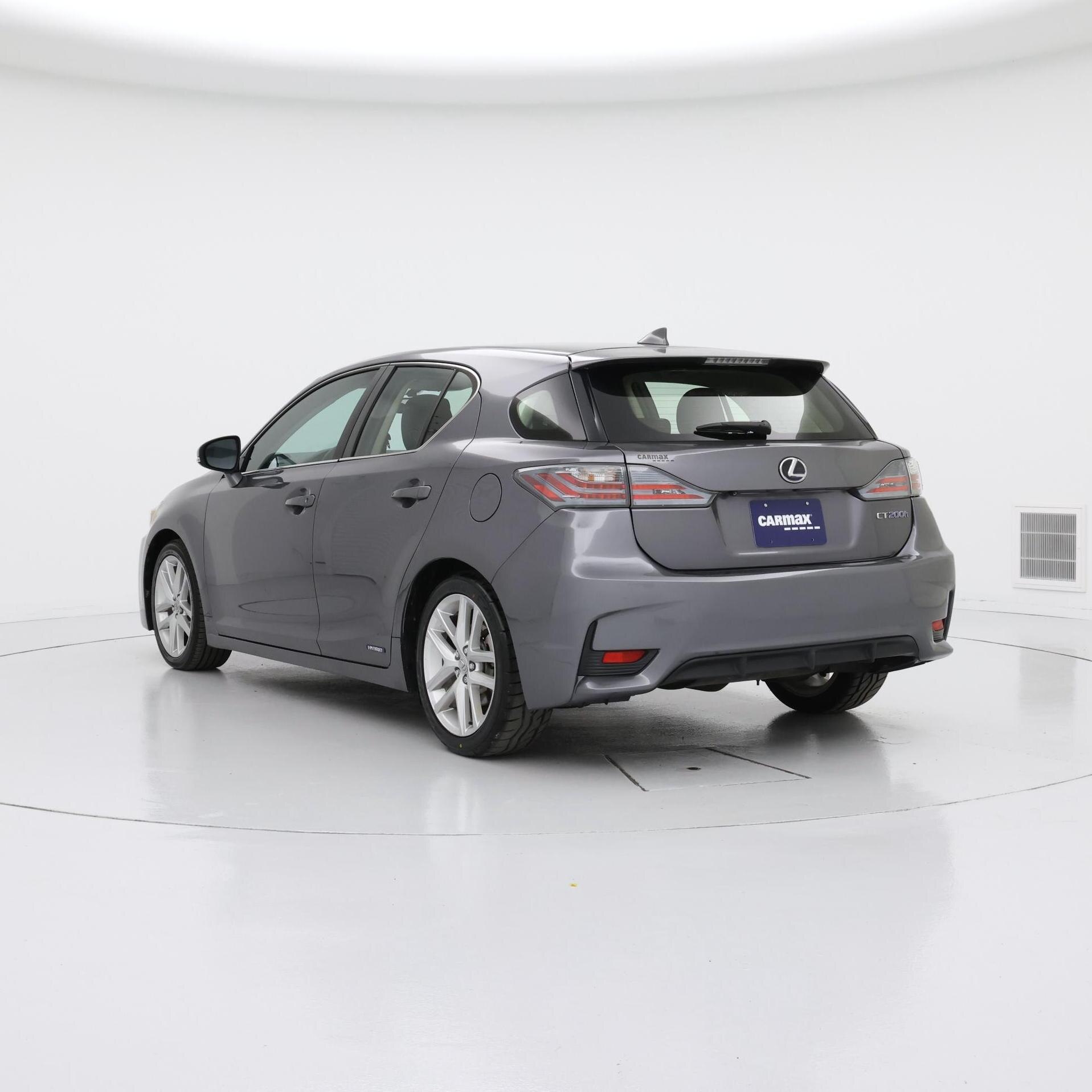 Thumbnail: 2015 Lexus CT - 2