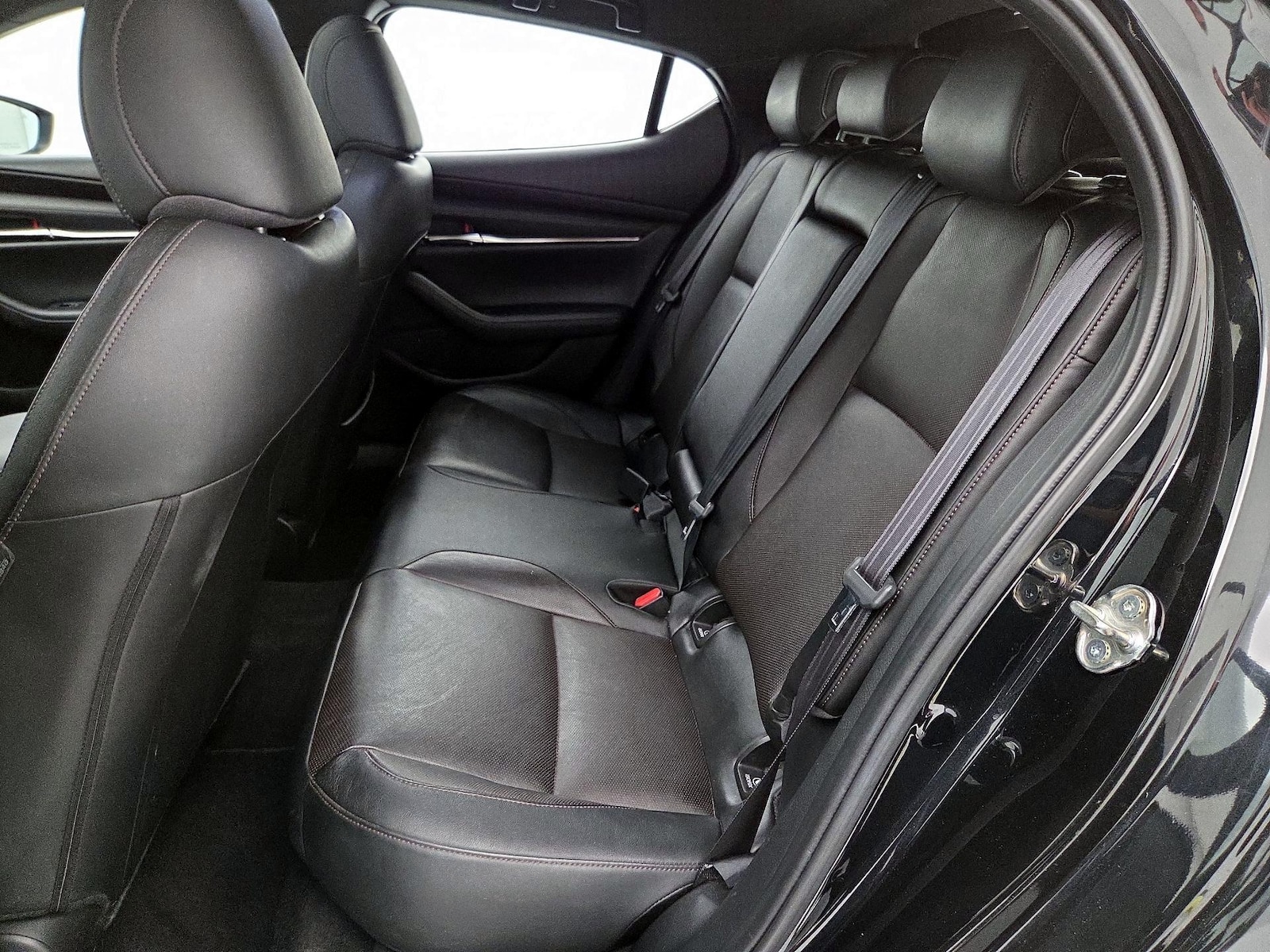 2019 Mazda Mazda3 Premium - Photo 22