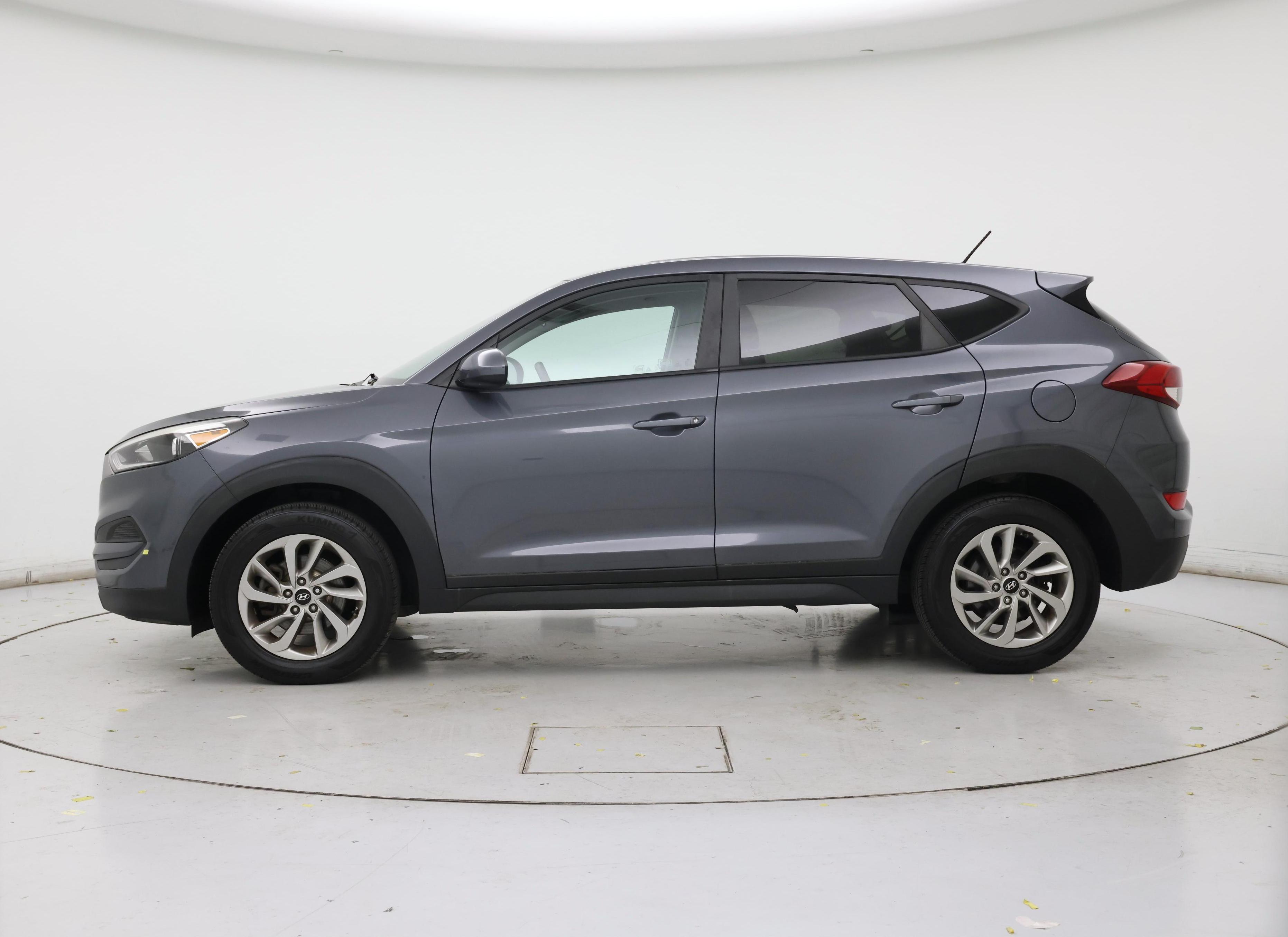 Thumbnail: 2018 Hyundai Tucson - 3