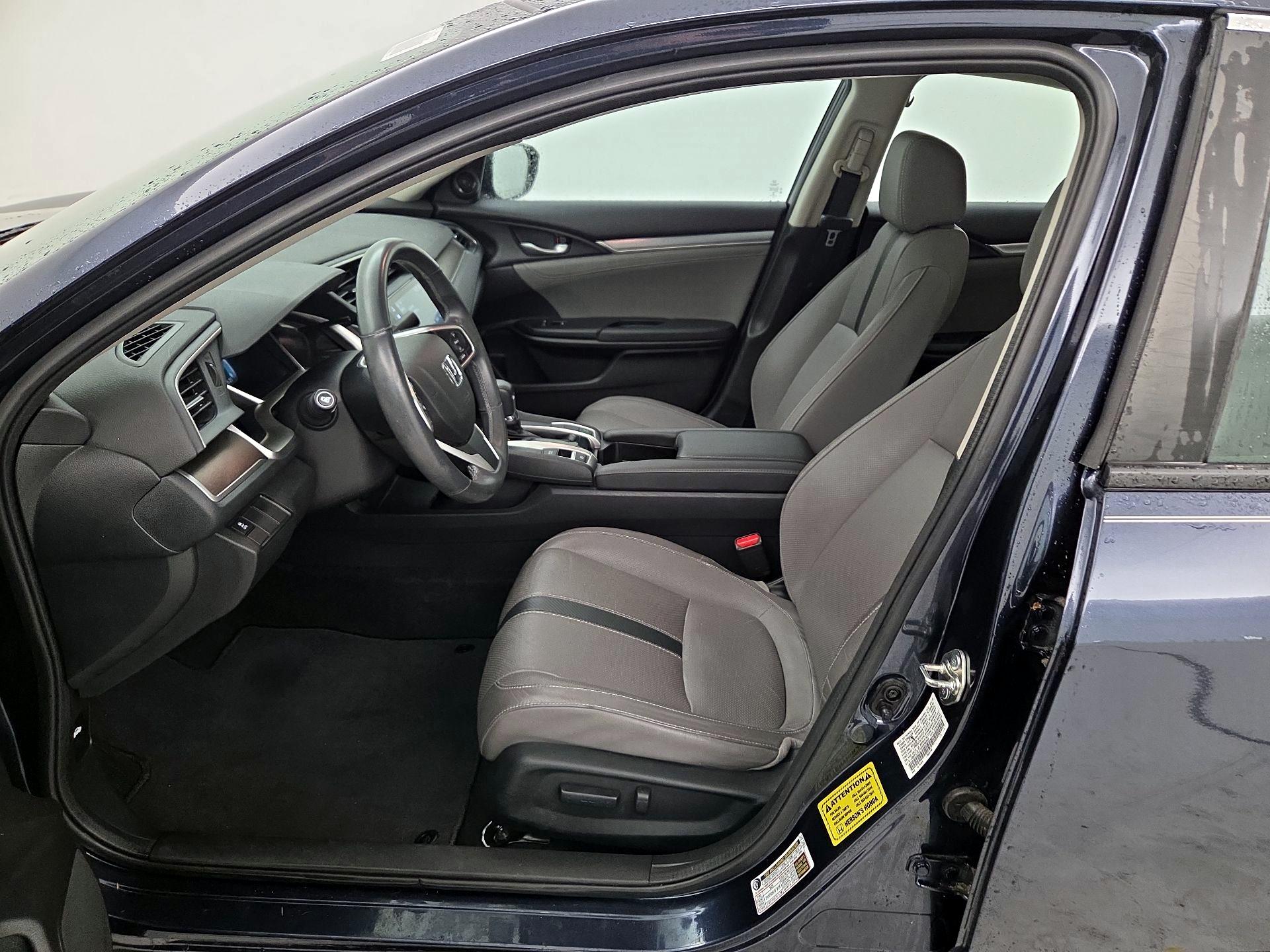 Thumbnail: 2016 Honda Civic - 11