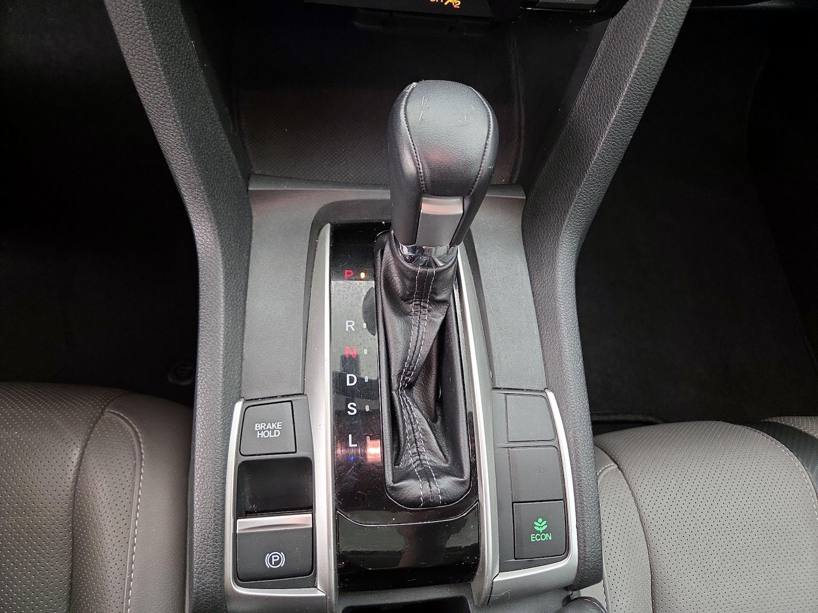 2016 Honda Civic EX-L - Photo 18