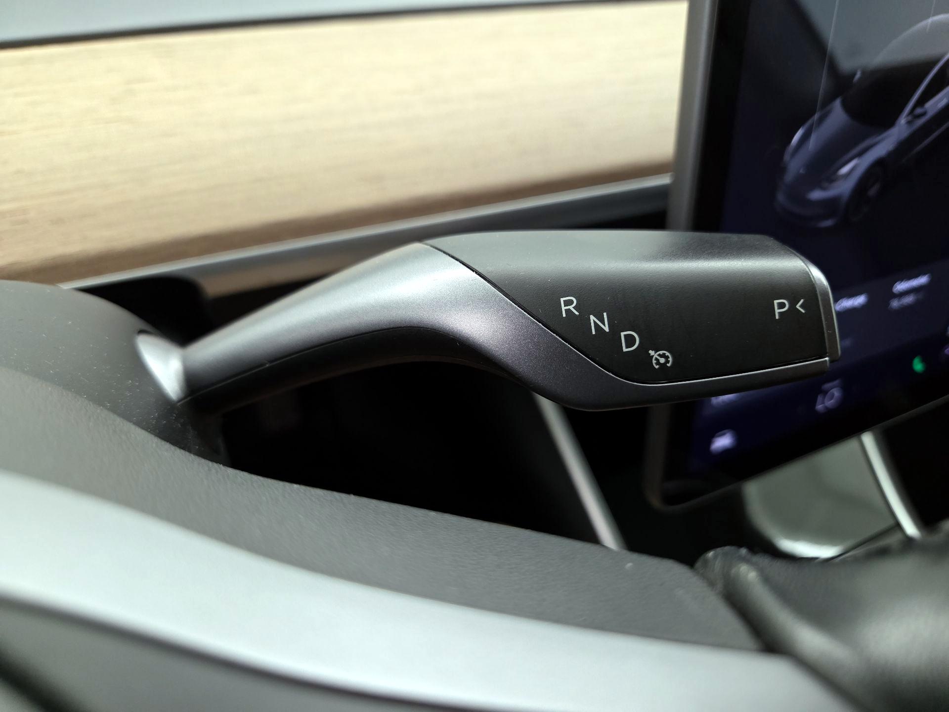 Thumbnail: 2019 Tesla Model 3 - 17