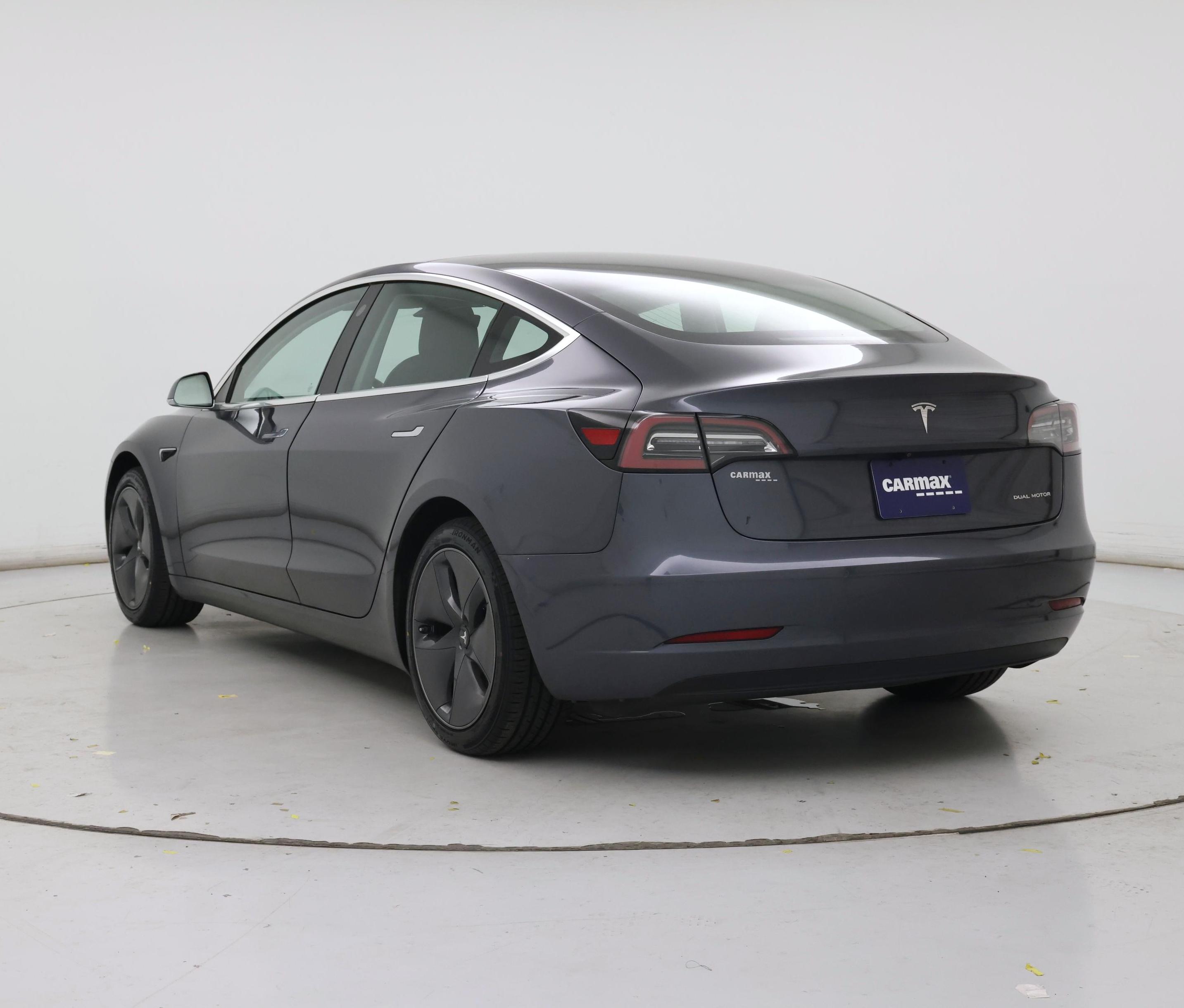 Thumbnail: 2019 Tesla Model 3 - 2